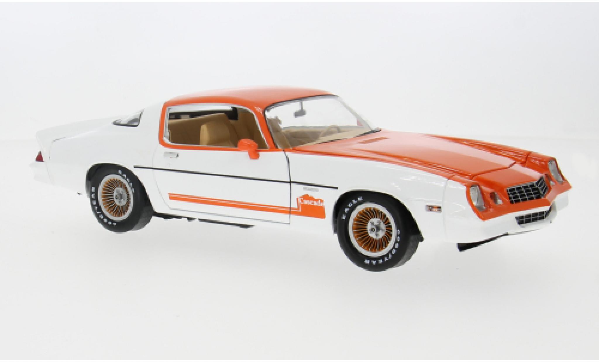 Chevrolet Camaro 1/18 Greenlight weiss/orange 1979 1:18 modellino in miniatura