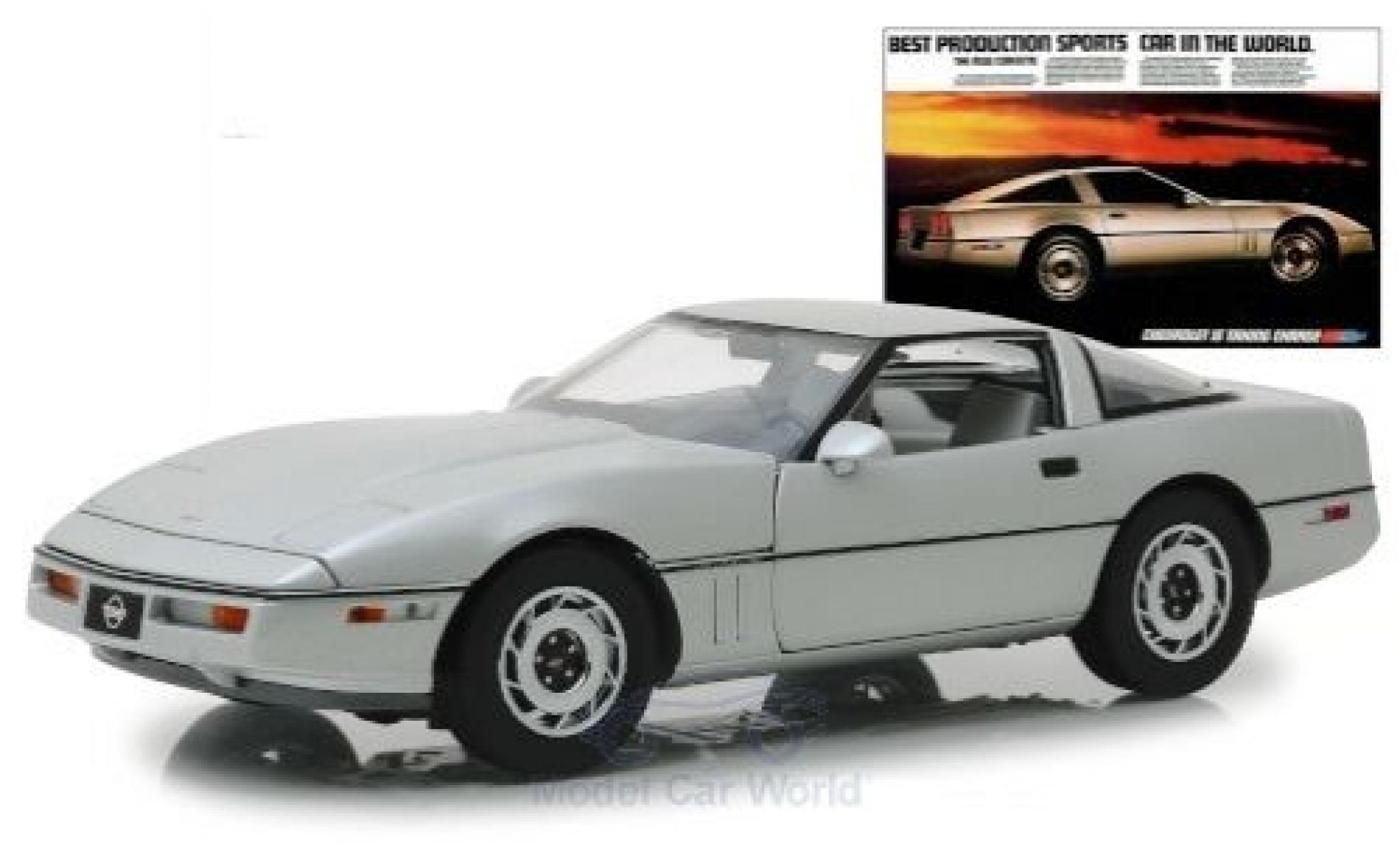 Chevrolet Corvette 1/18 Greenlight C4 grigio 1984 modellino in miniatura