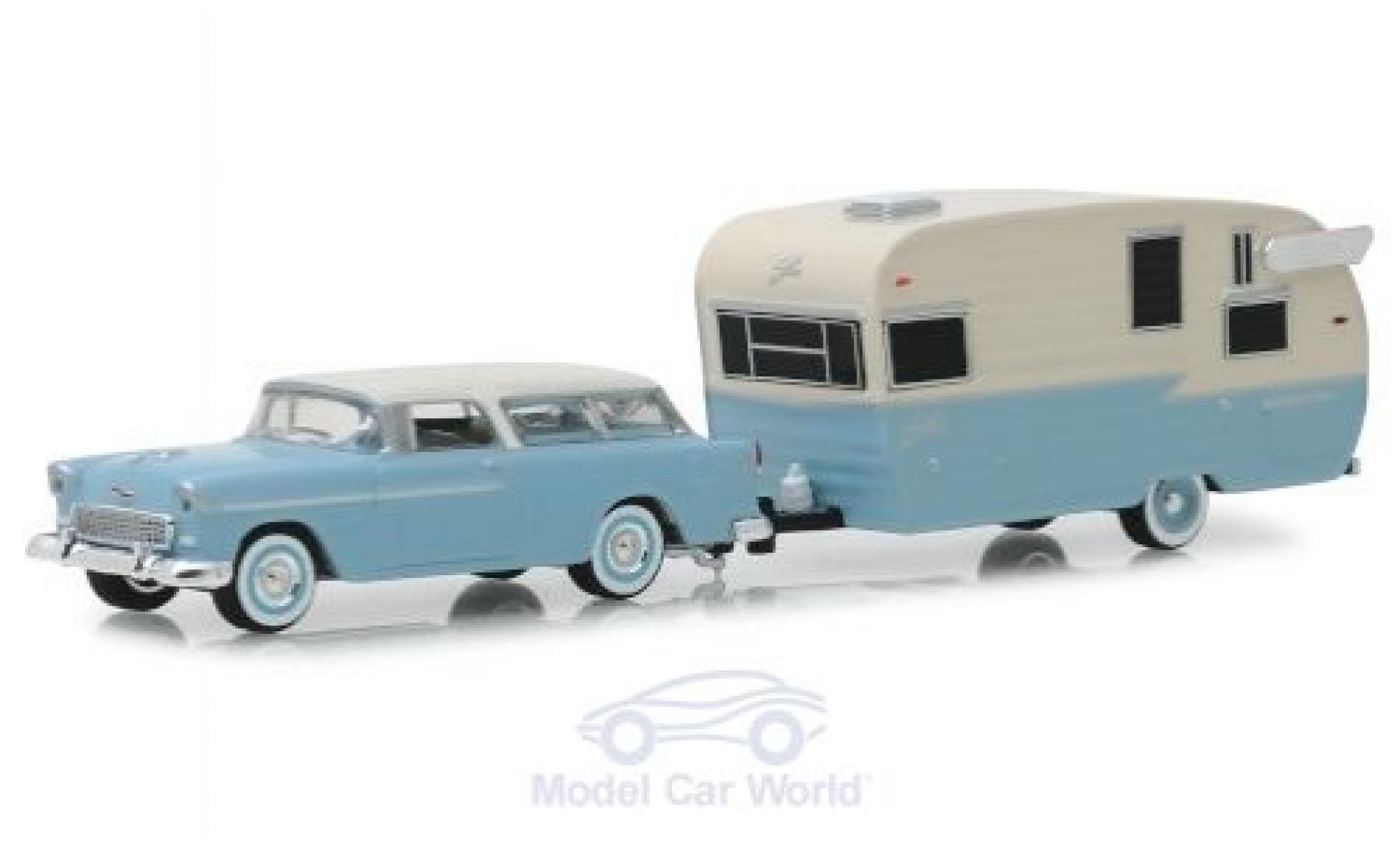 Chevrolet Nomad 1/64 Greenlight blu/beige 1955 mit Shasta Airflyte modellino in miniatura