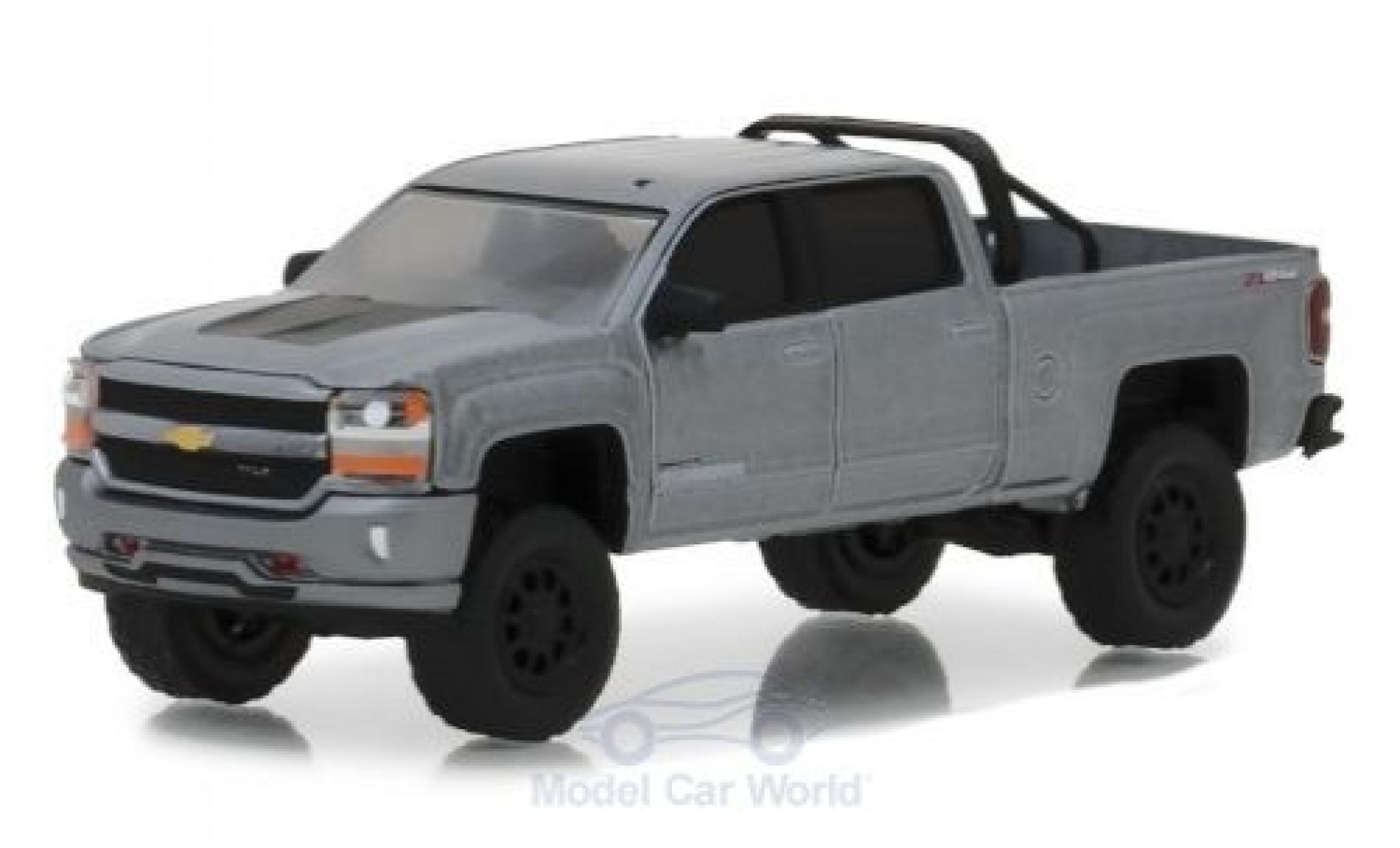 Chevrolet Silverado 1/64 Greenlight 1500 metallico grigio 2018 modellino in miniatura