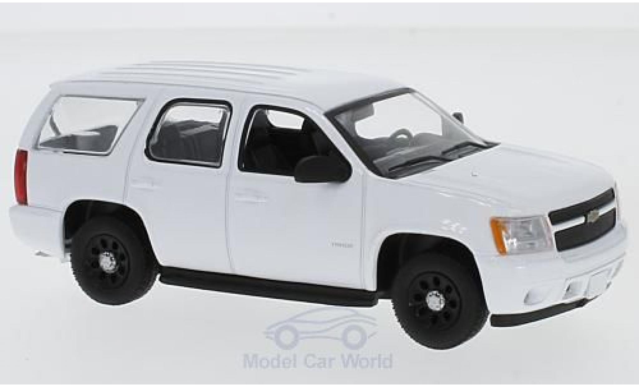 Chevrolet Tahoe 1/43 Greenlight Special Service Vehicle bianco modellino in miniatura