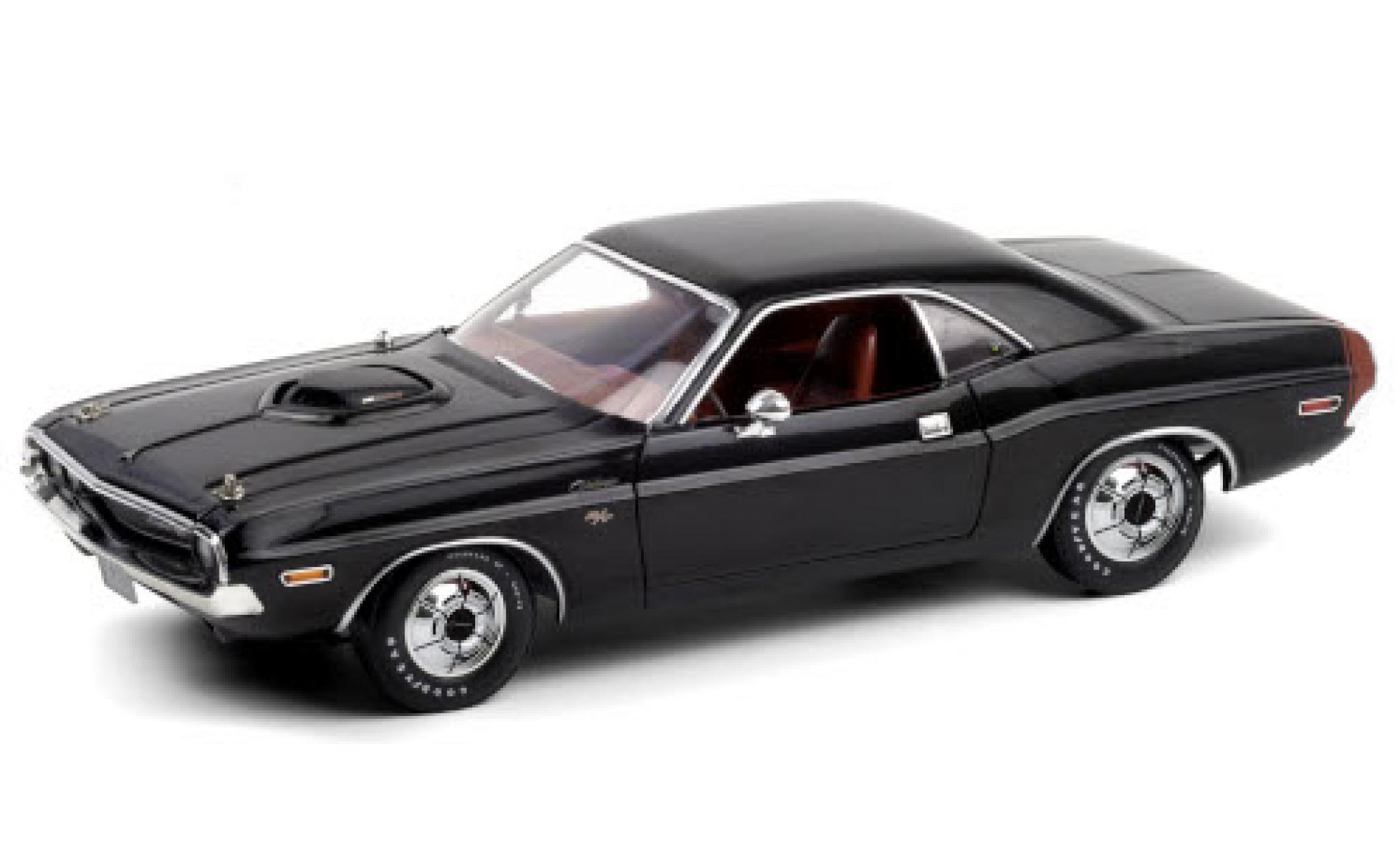 Dodge Challenger 1/18 Greenlight R/T 440 6-Pack nero 1970 modellino in miniatura