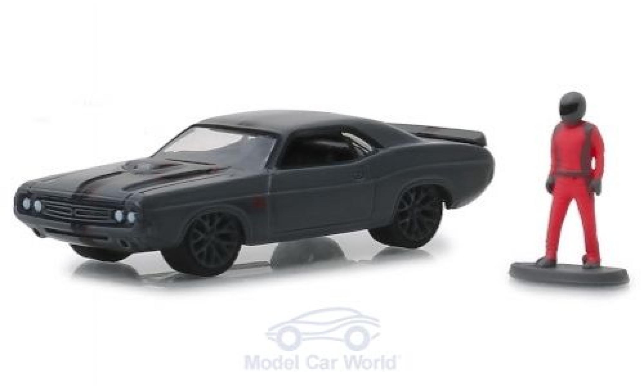 Dodge Challenger 1/64 Greenlight Shakedown Tribute grigio 1971 mit Figur modellino in miniatura