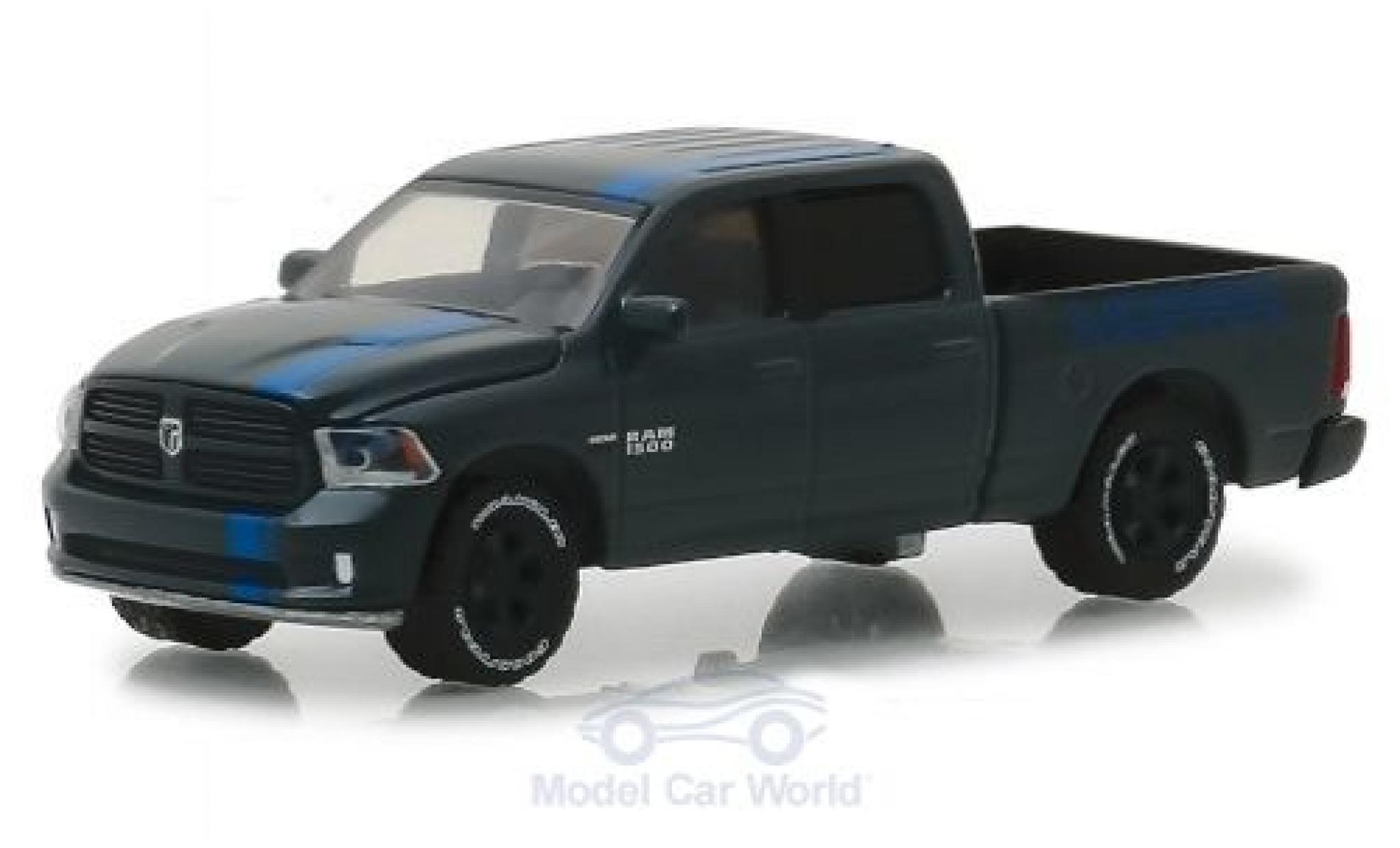 Dodge RAM 1/64 Greenlight 1500 Sport metallico grigio/blu MOPAR 2017 modellino in miniatura