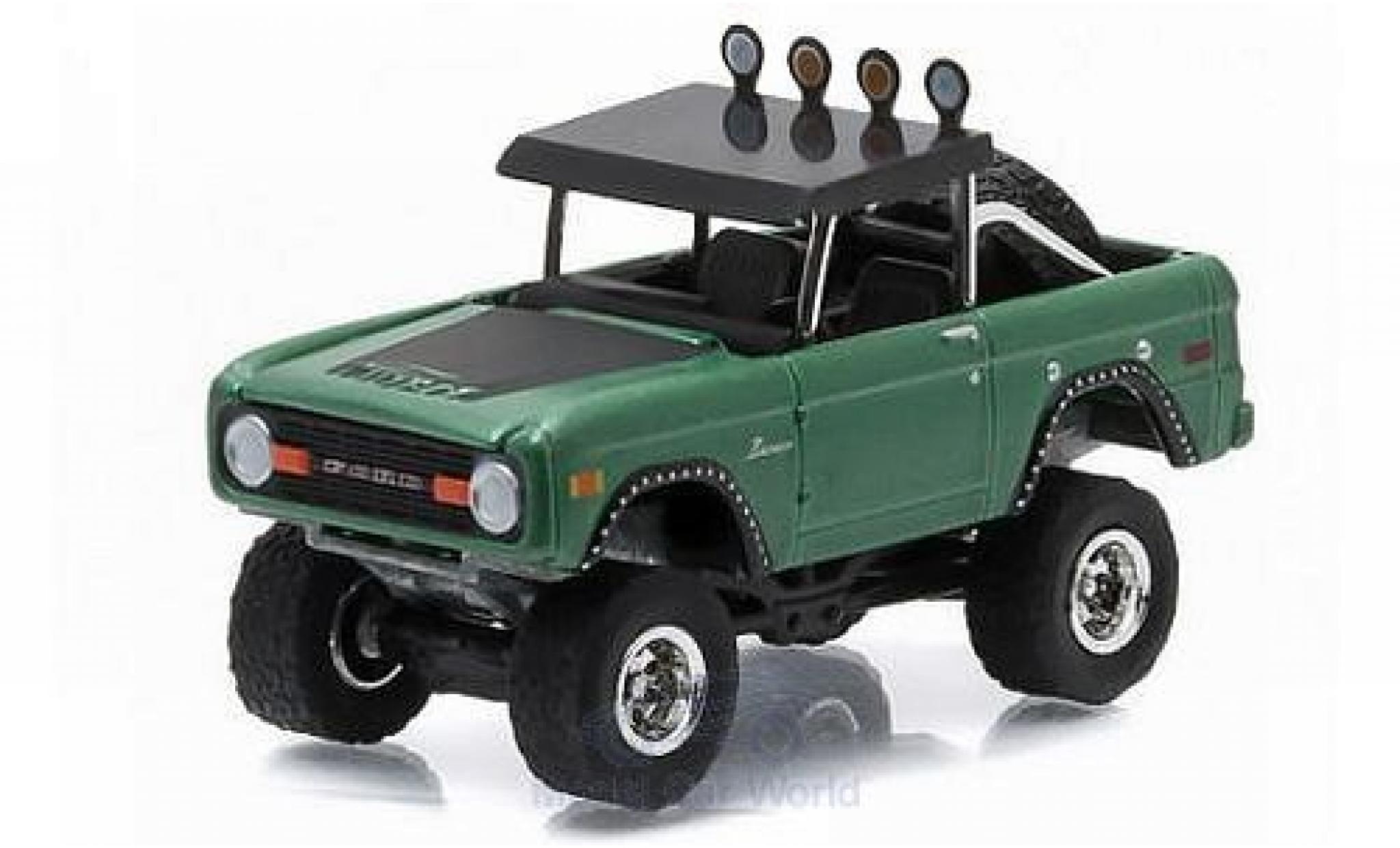 Ford Bronco 1/64 Greenlight metallico verde/matt-nero 1976 All Terrain Series 3 modellino in miniatura