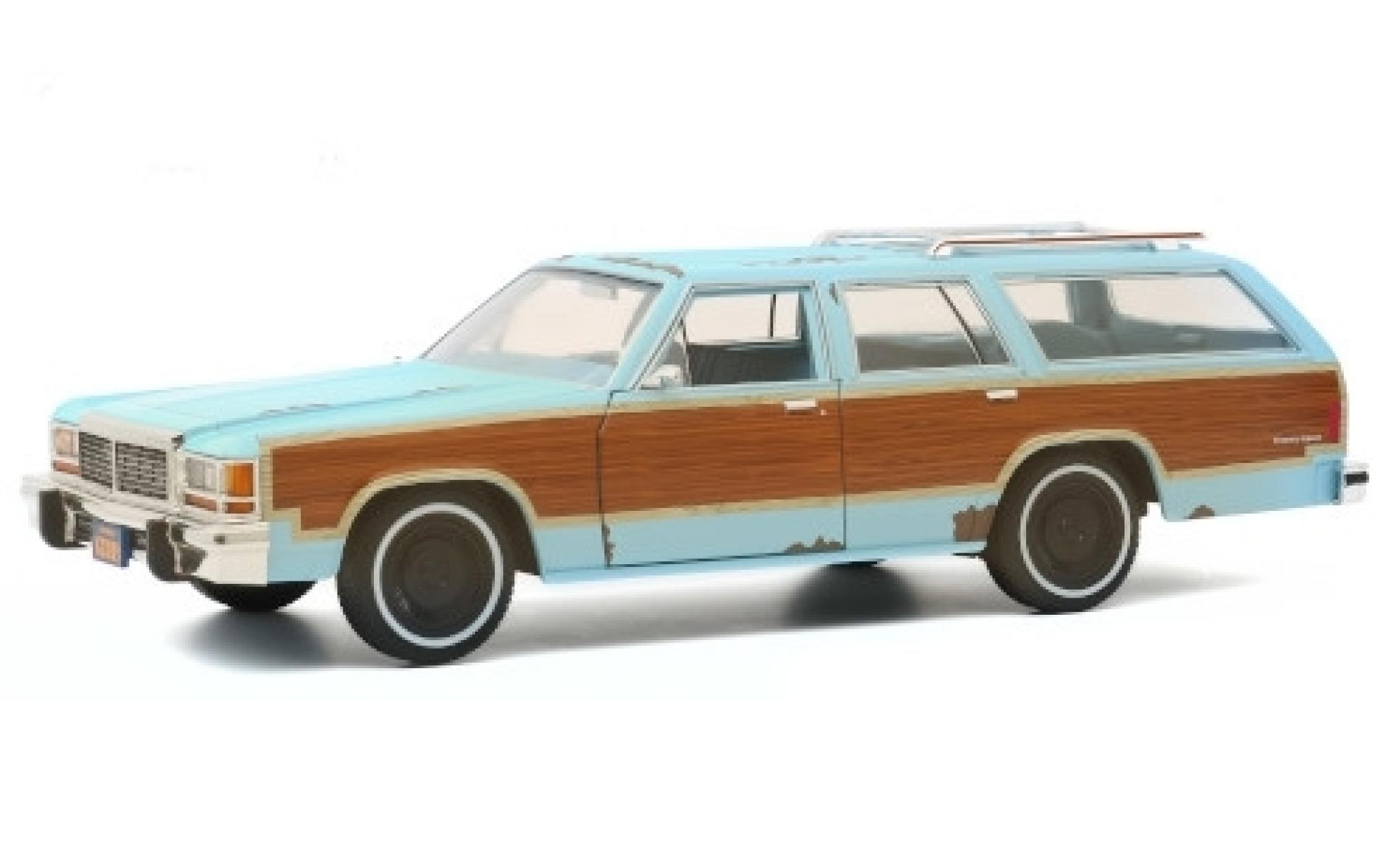 Ford LTD 1/18 Greenlight Country Squire blu/Dekor Terminator 2 - Judgment Day 1979 avec Witterungsspuren modellino in miniatura