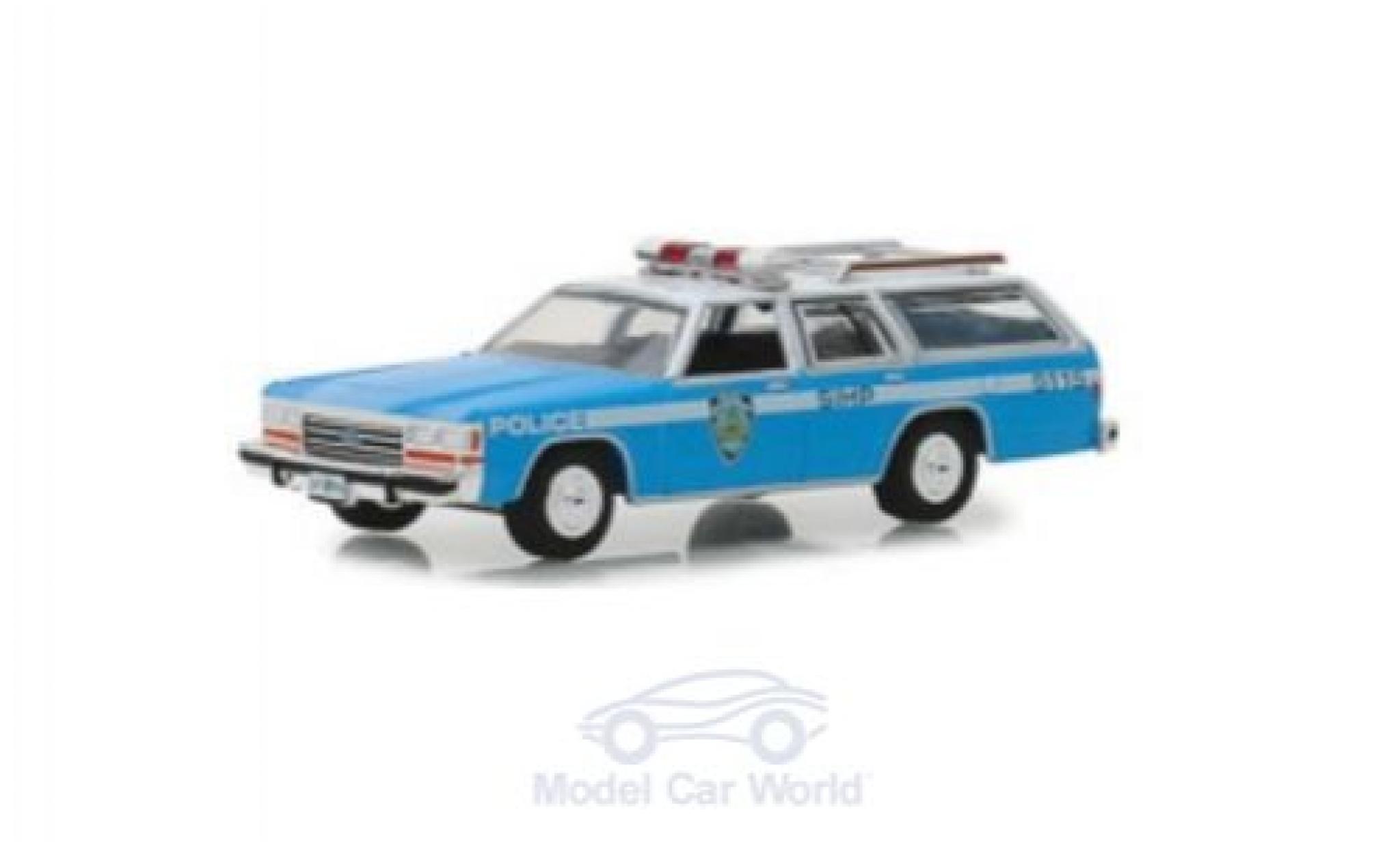 Ford LTD 1/64 Greenlight Crown Victoria Wagon NYPD 1988 modellino in miniatura