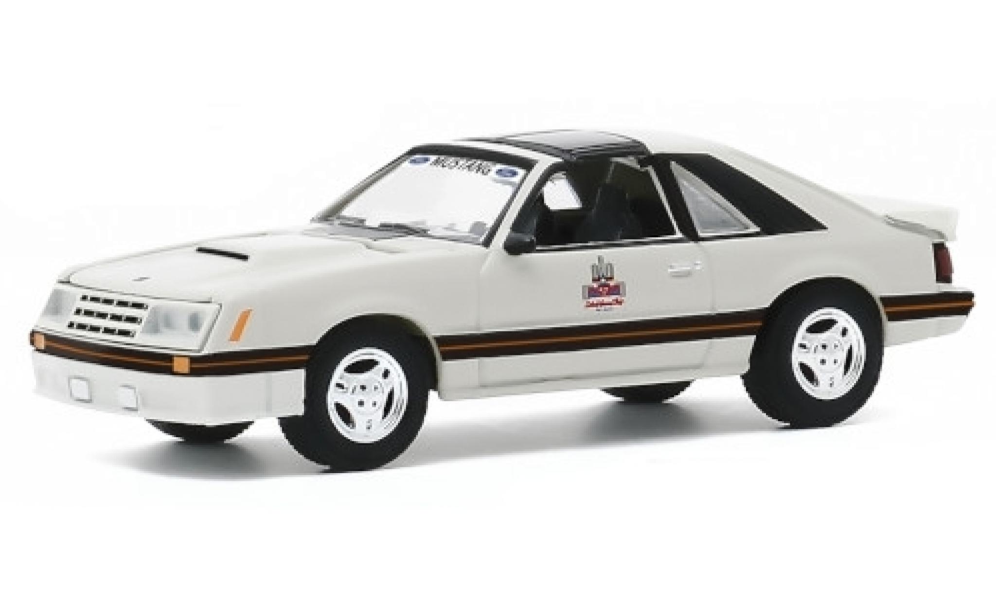 Ford Mustang 1/64 Greenlight GP Detroit 1979 1982 Official Pace Car modellino in miniatura