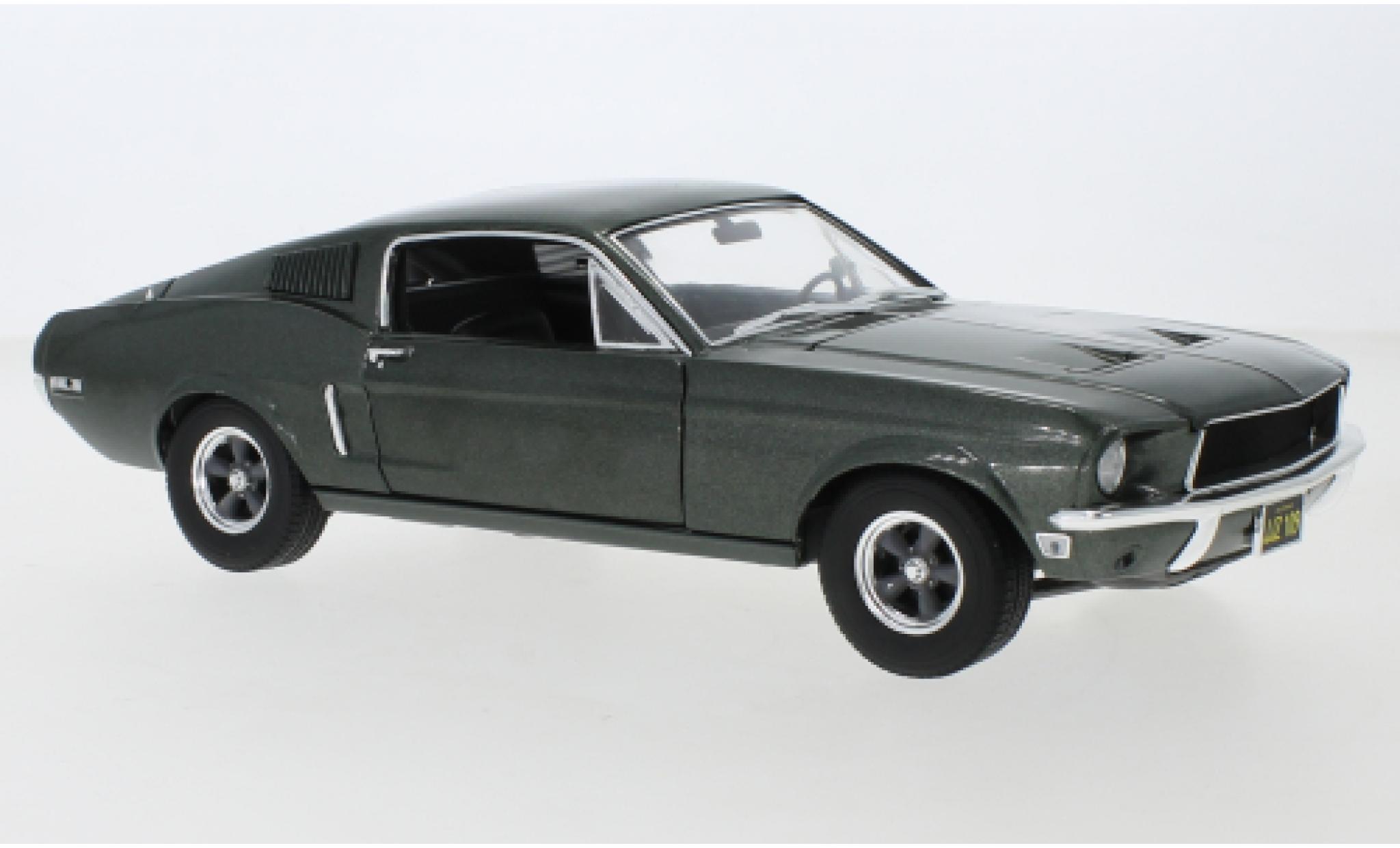 Ford Mustang 1/18 Greenlight GT Fastback metallico verde 1968 modellino in miniatura