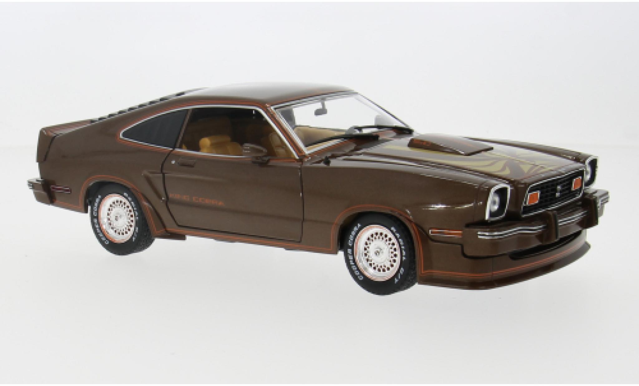 Ford Mustang 1/18 Greenlight II King Cobra braun/orange 1978 1:18 modellino in miniatura