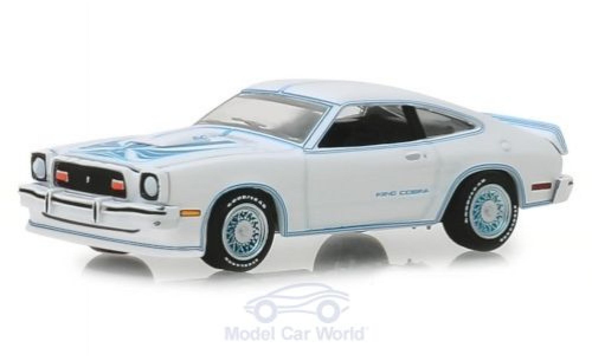 Ford Mustang 1/64 Greenlight II King Cobra bianco/blu 1978 modellino in miniatura