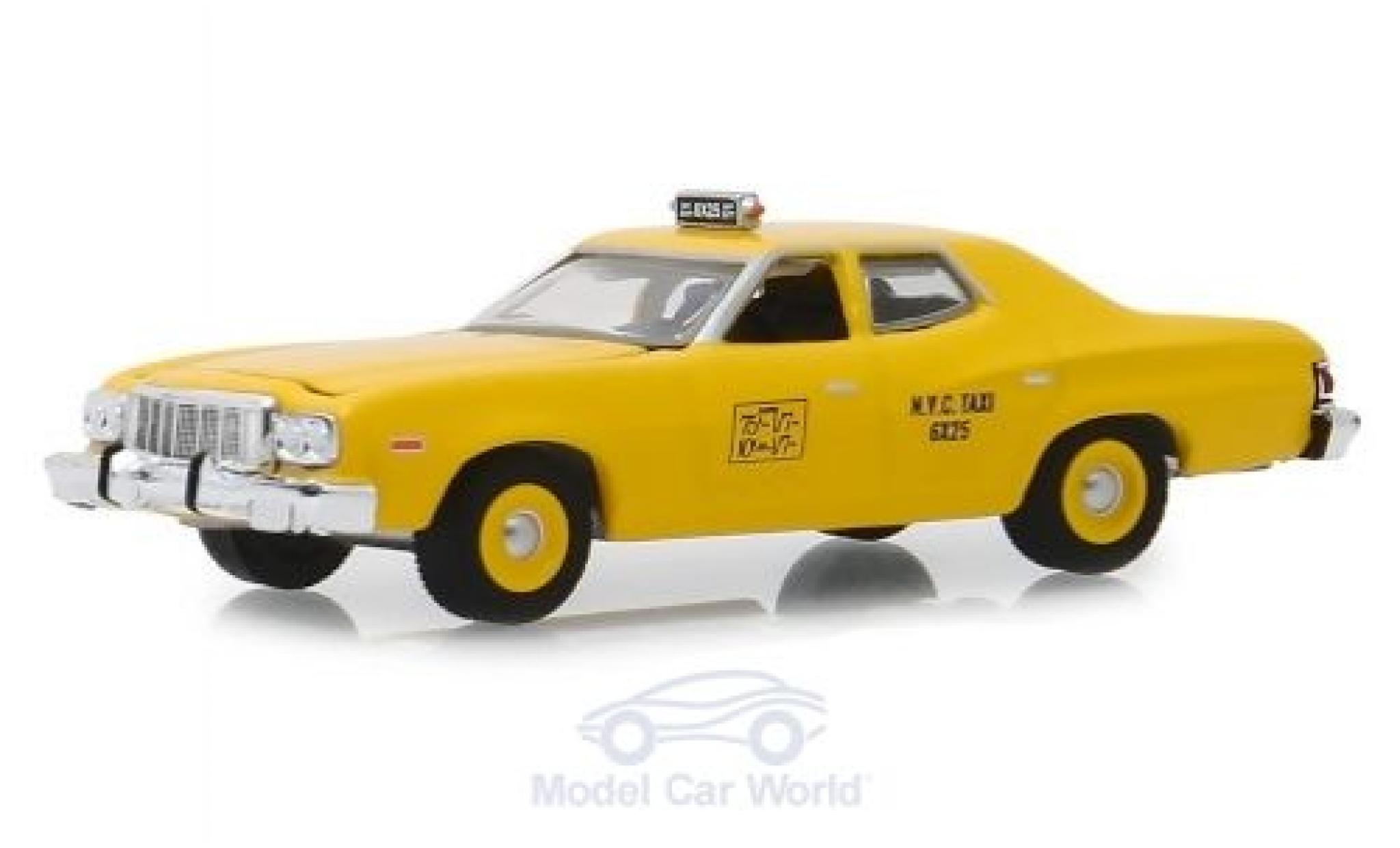 Ford Torino 1/64 Greenlight giallo NYC Taxi 1975 modellino in miniatura