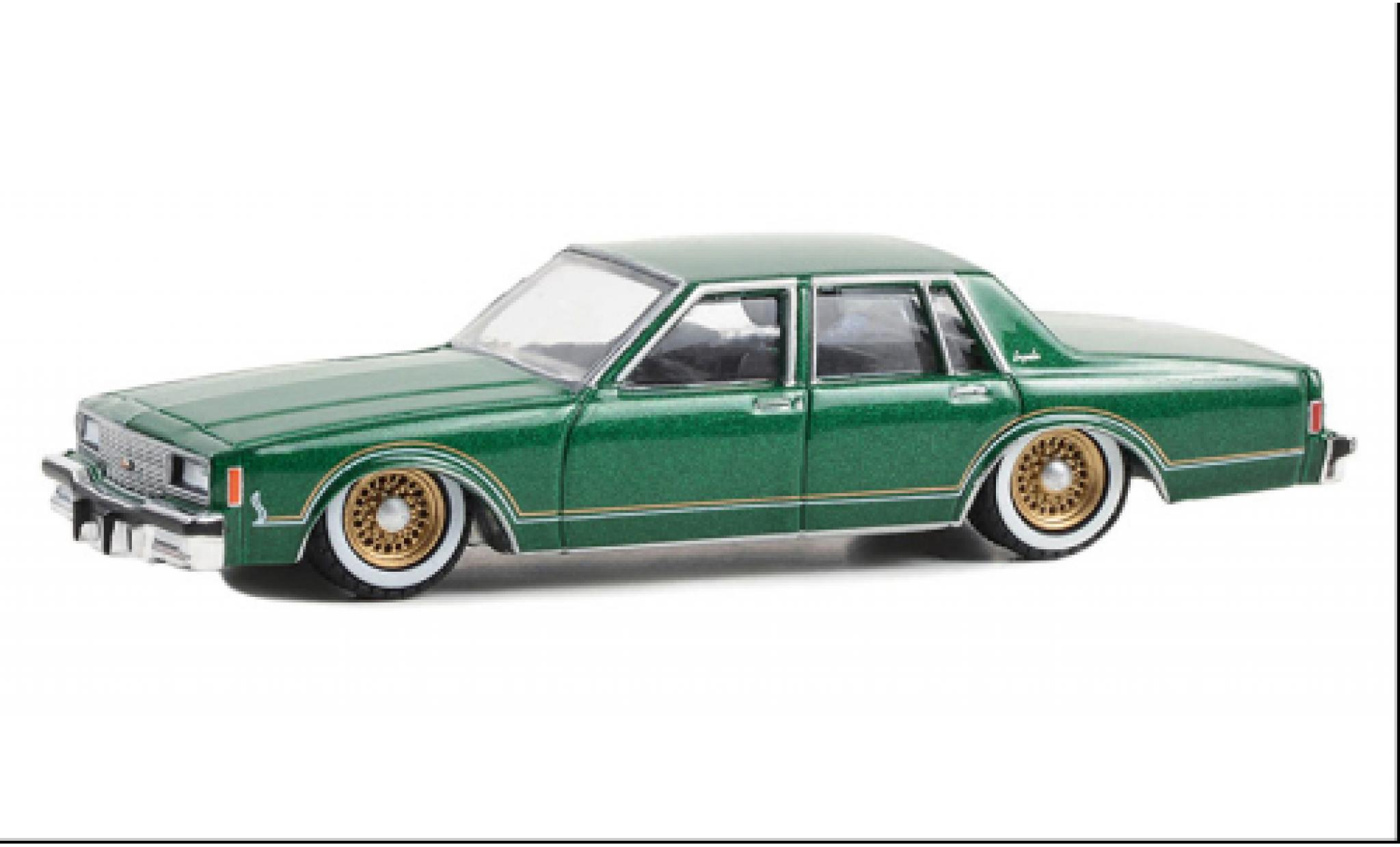 Chevrolet Impala 1/64 Greenlight metallise verde 1985 modellino in miniatura