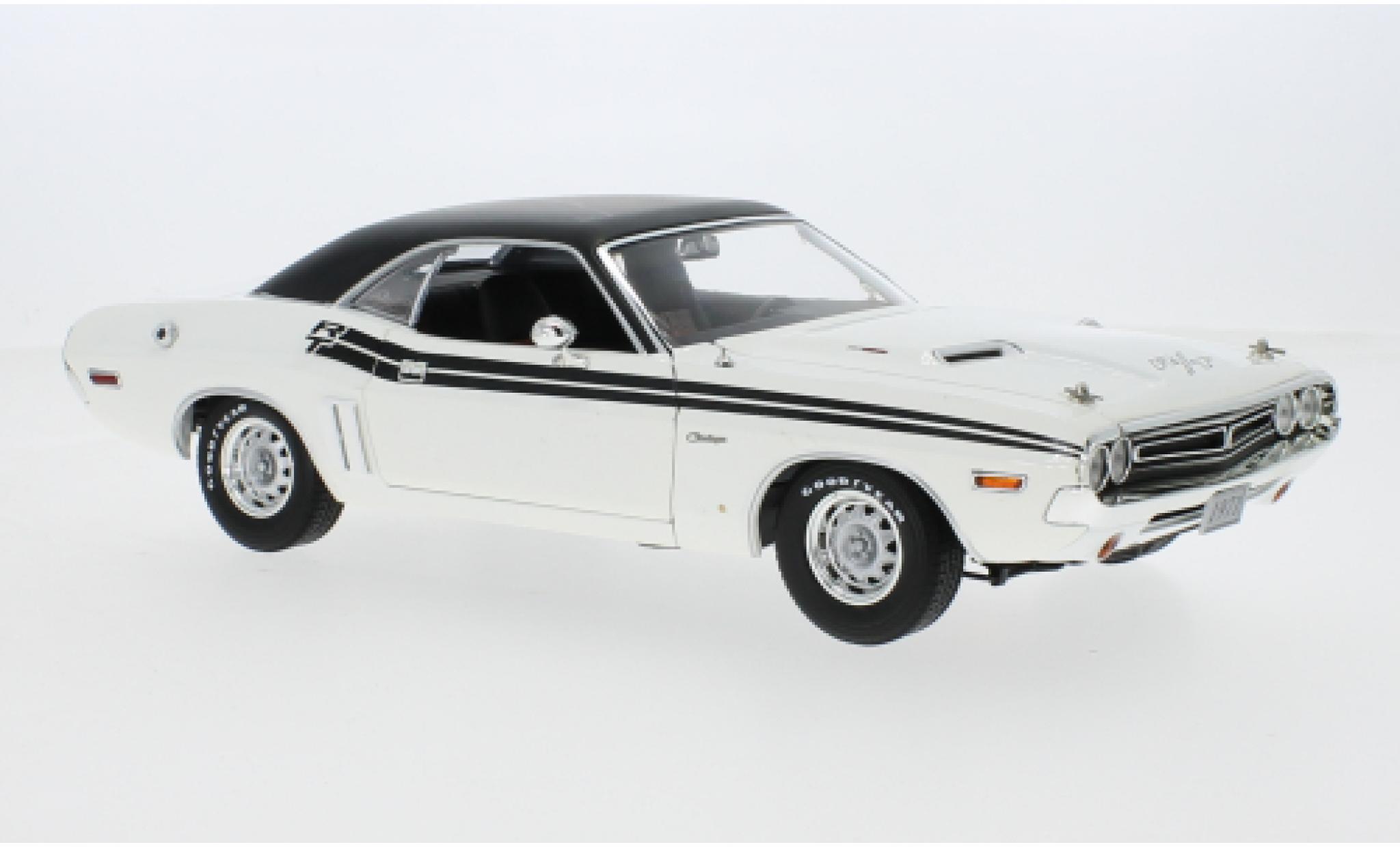 Dodge Challenger 1/18 Greenlight R/T bianco/nero 1971 modellino in miniatura