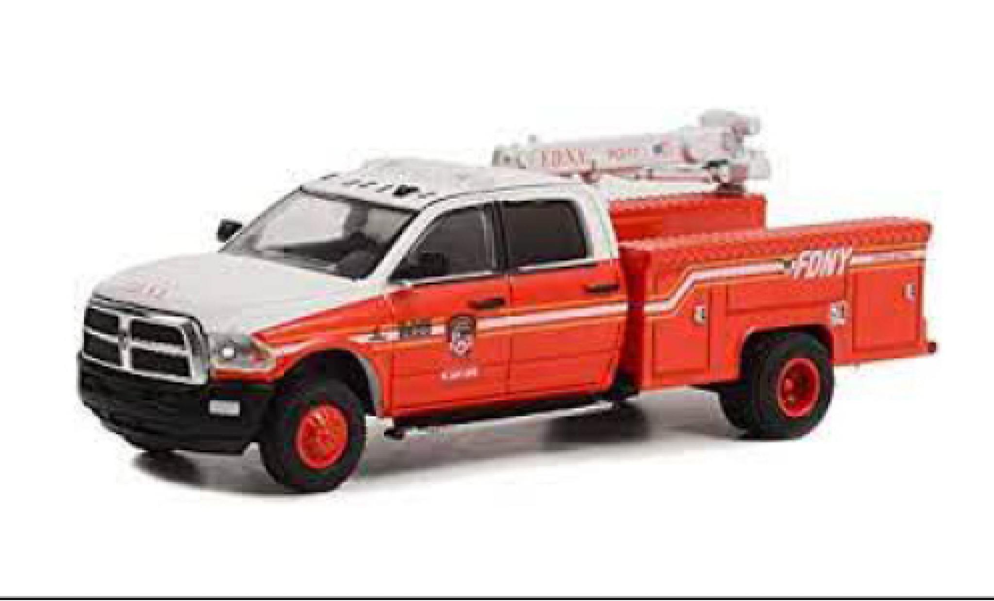 RAM 3 1/64 Greenlight Dodge 500 Dually Crane Truck FDNY 2018 modellino in miniatura