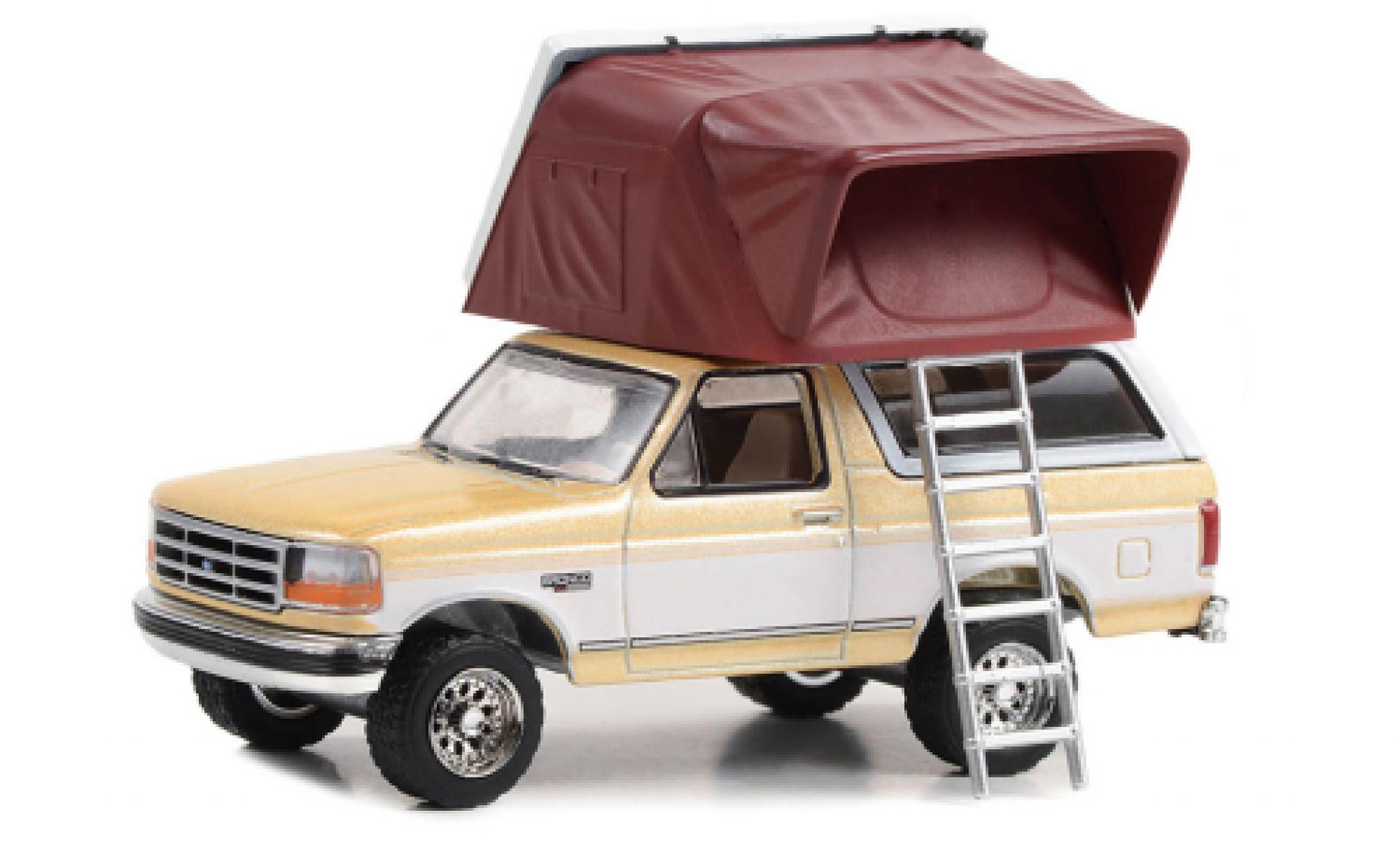 Ford Bronco 1/64 Greenlight XLT beige/bianco 1996 modellino in miniatura