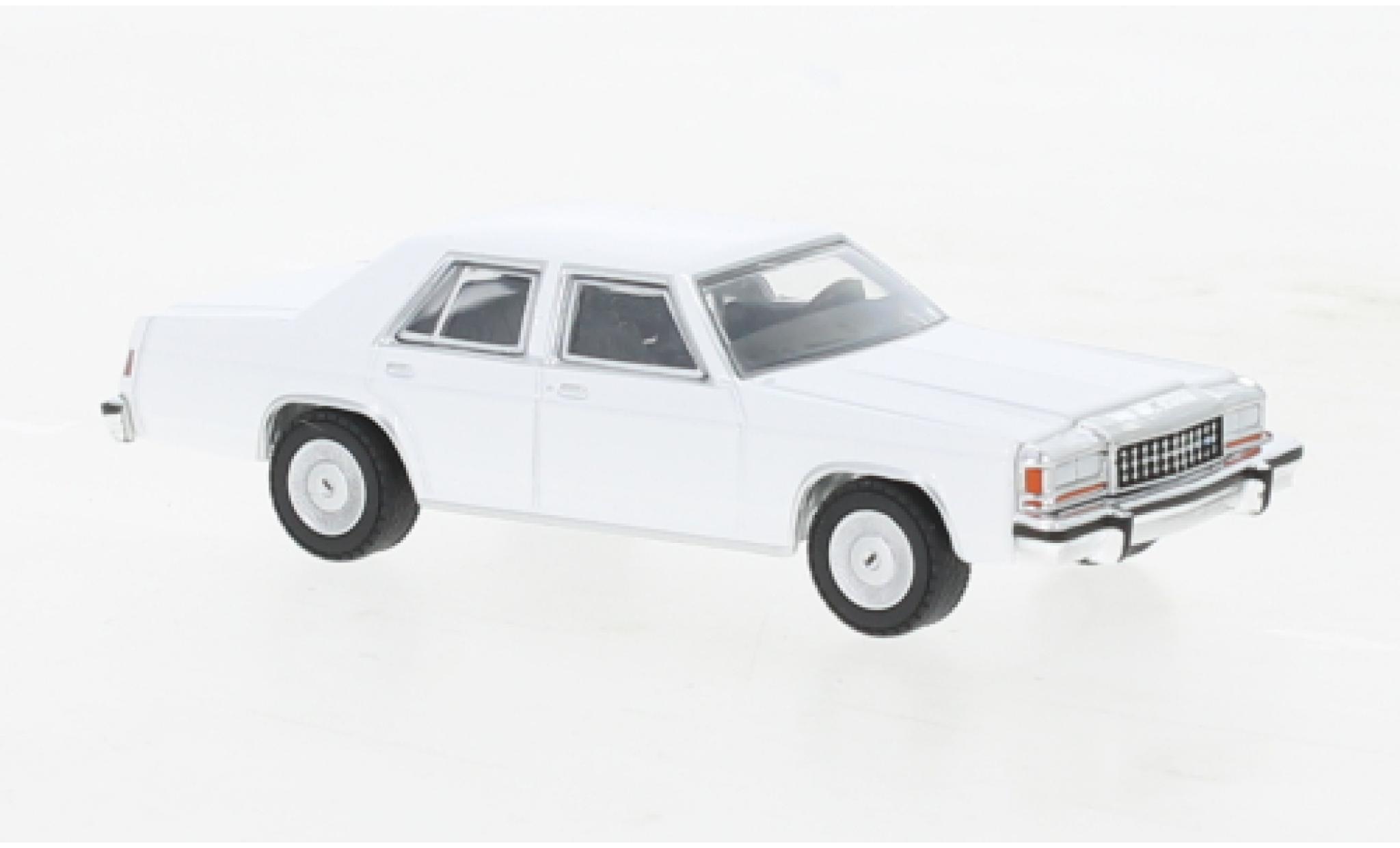 Ford LTD 1/64 Greenlight Crown Victoria bianco 1980 modellino in miniatura