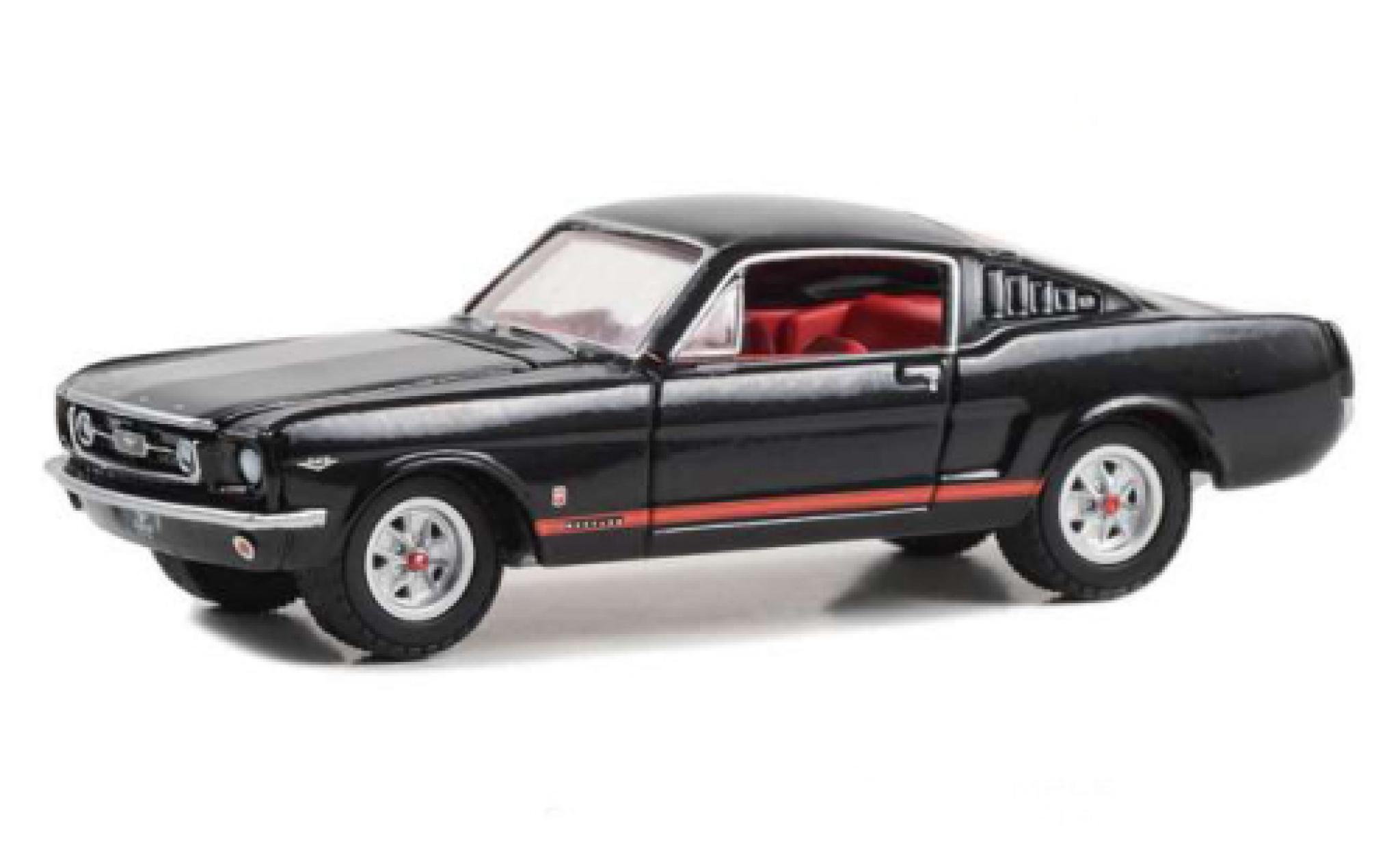 Ford Mustang 1/64 Greenlight GT nero 1965 modellino in miniatura