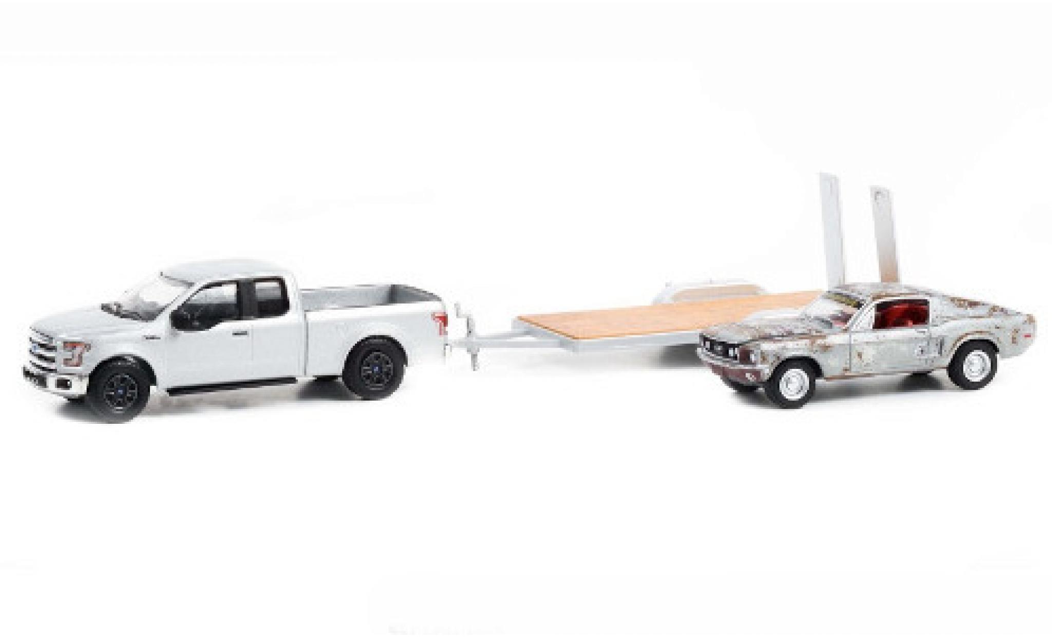 Ford Mustang 1/64 Greenlight GT Pawn Stars 1968 modellino in miniatura