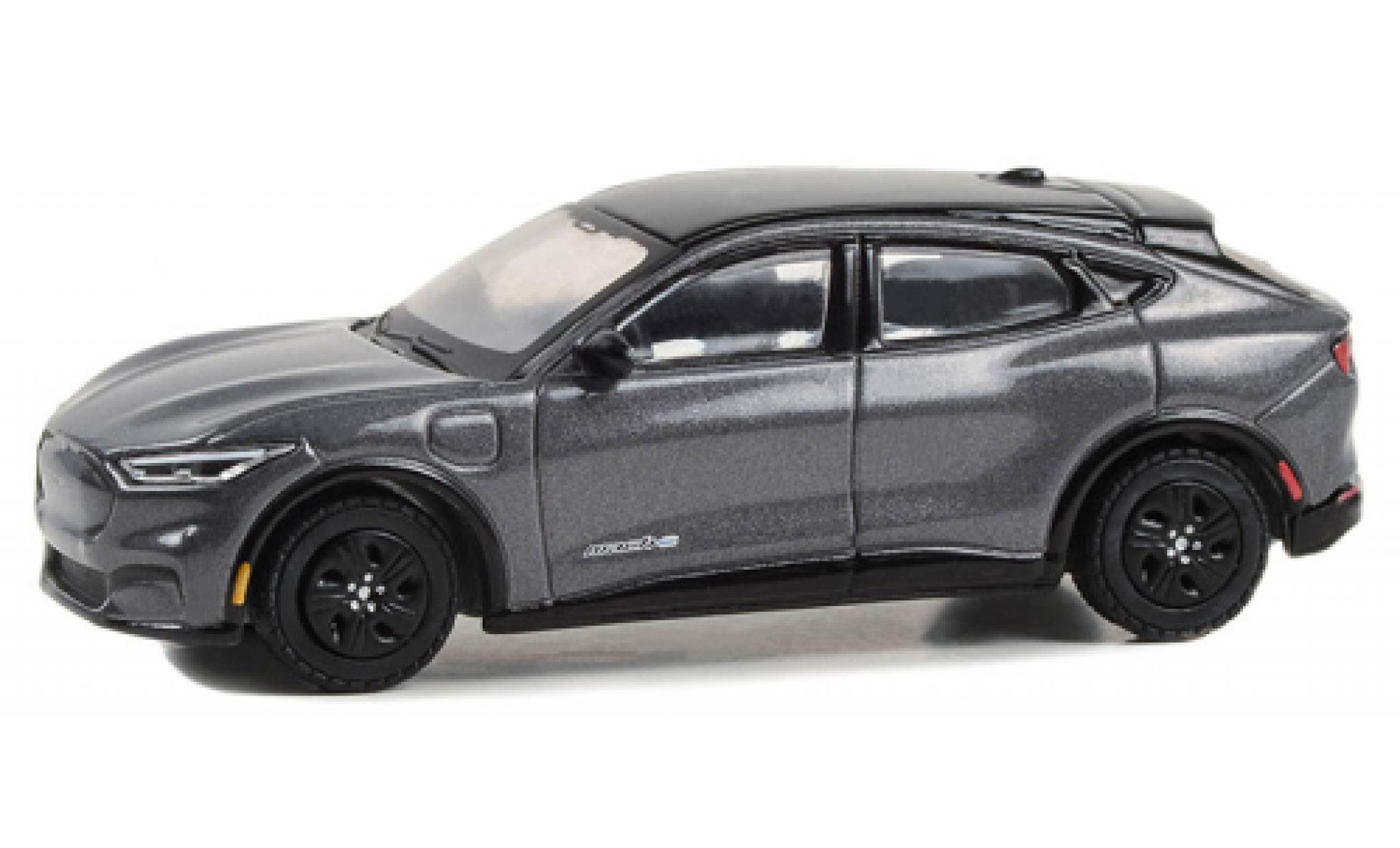 Ford Mustang 1/64 Greenlight Mach-E California route 1 metallise grigio 2023 modellino in miniatura