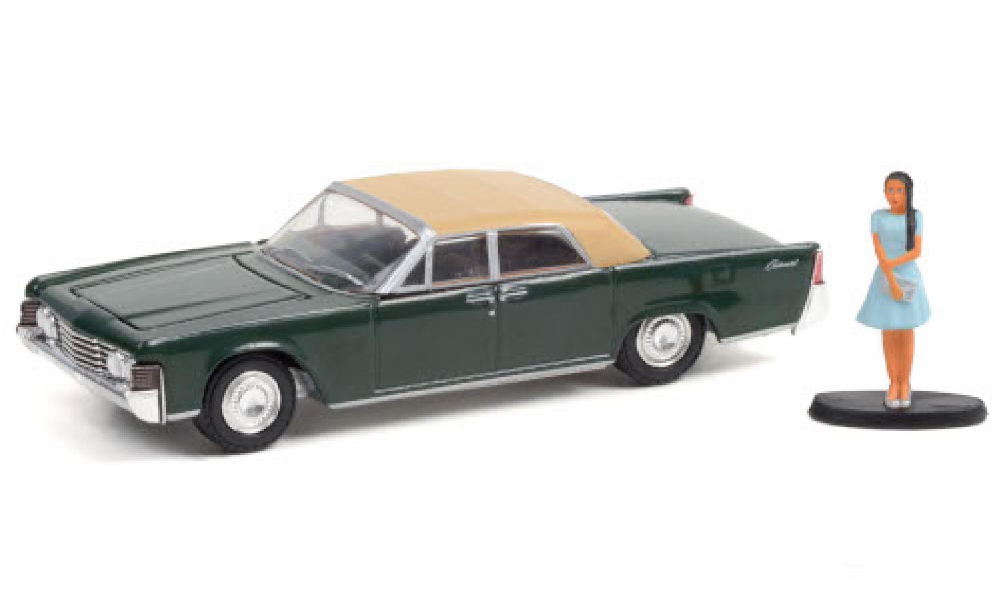Lincoln Continental 1/64 Greenlight verde 1965 avec figurine modellino in miniatura