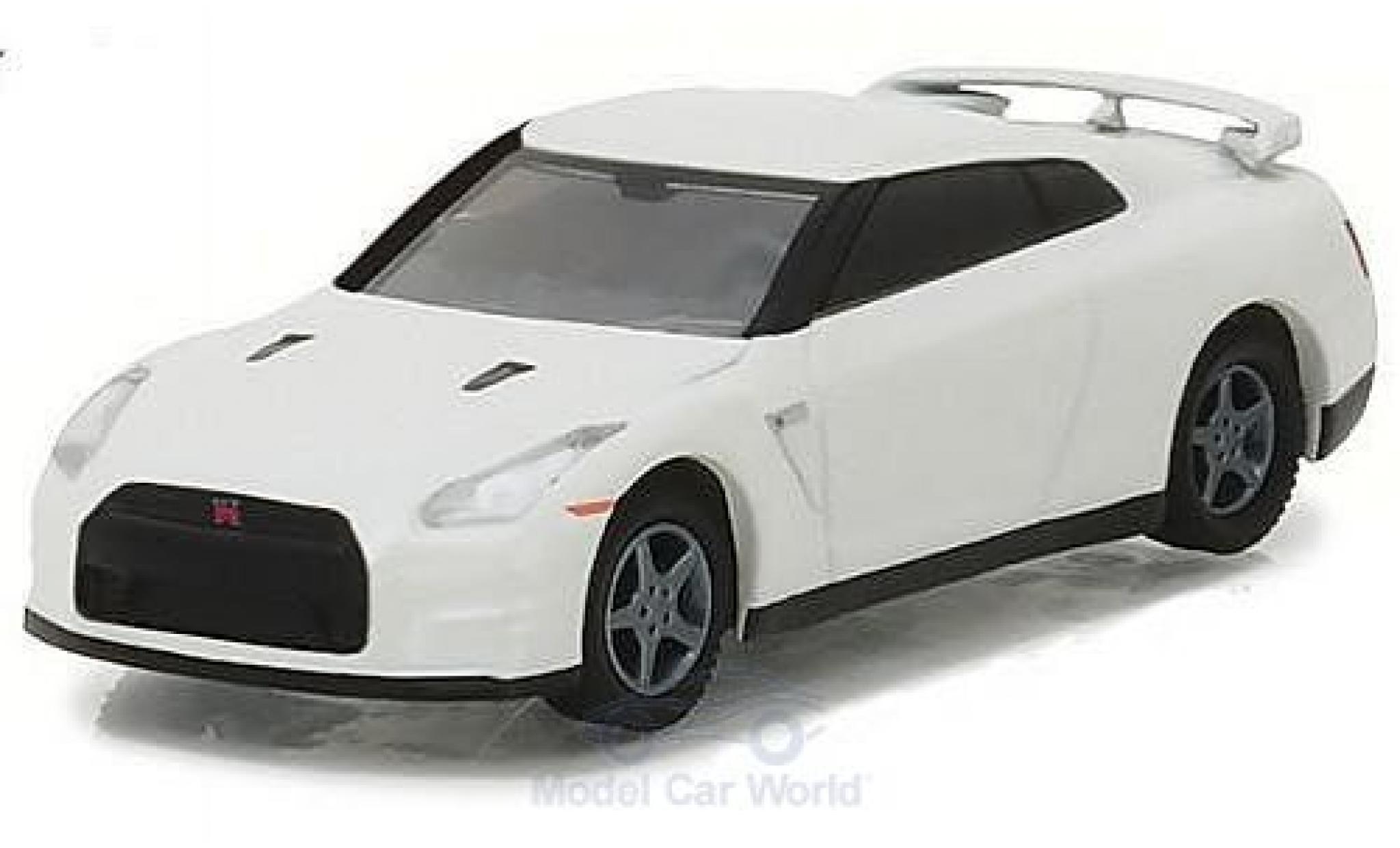 Nissan Skyline R35 1/64 Greenlight GT-R R35 bianco 2014 modellino in miniatura