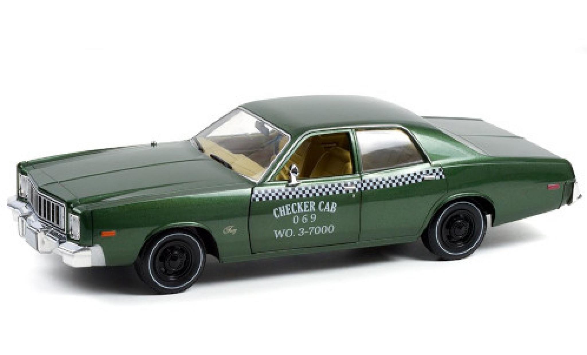Plymouth Belvedere 1/24 Greenlight gold 1957 verschmutzt modellino in miniatura