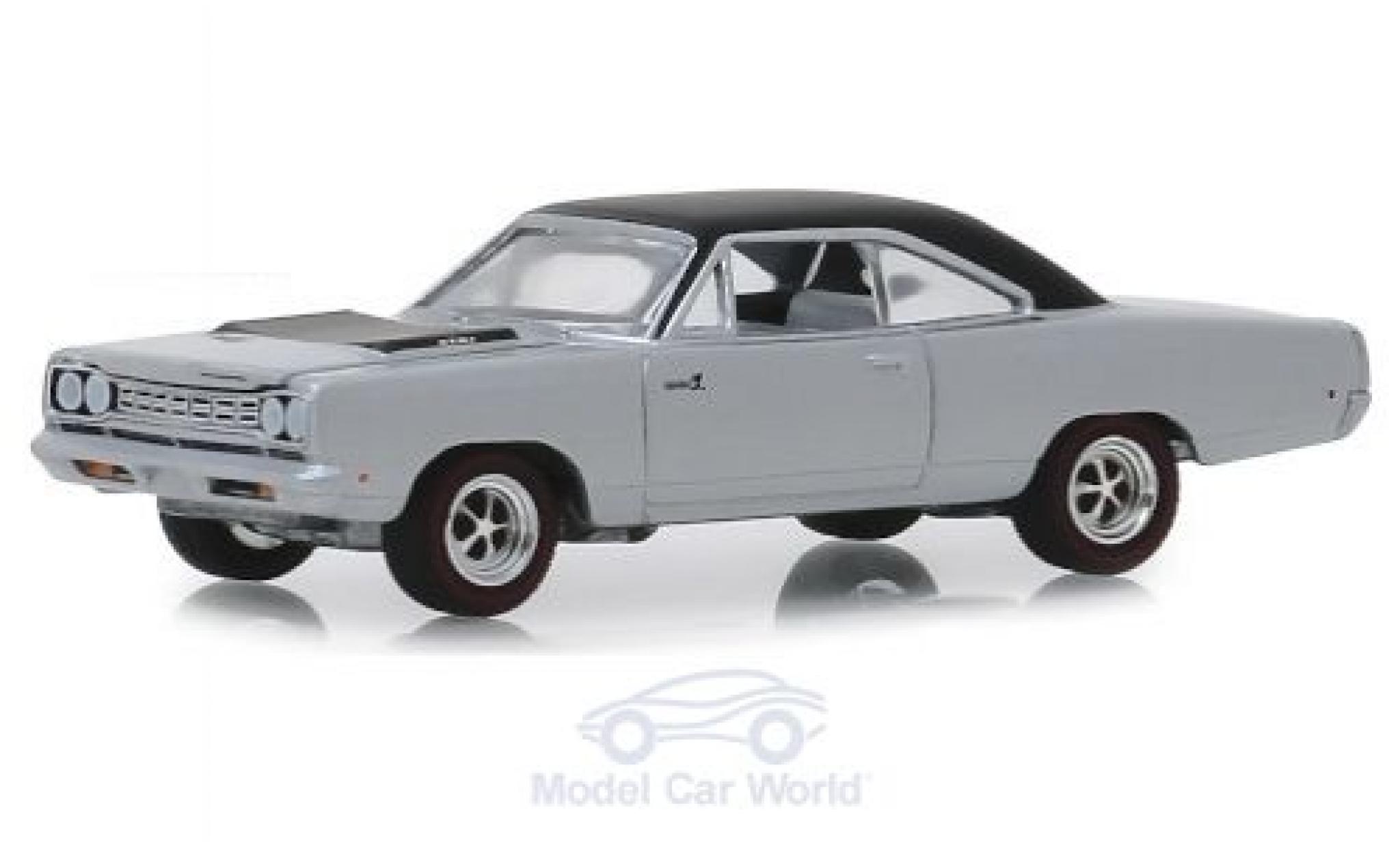 Plymouth Road Runner 1/64 Greenlight HEMI grigio/matt-nero 1968 modellino in miniatura