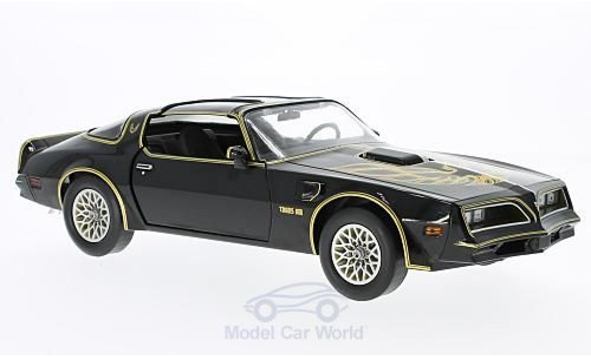 Pontiac Firebird 1/18 Greenlight Trans Am nero/gold Smokey and the Bandit I 1977 modellino in miniatura