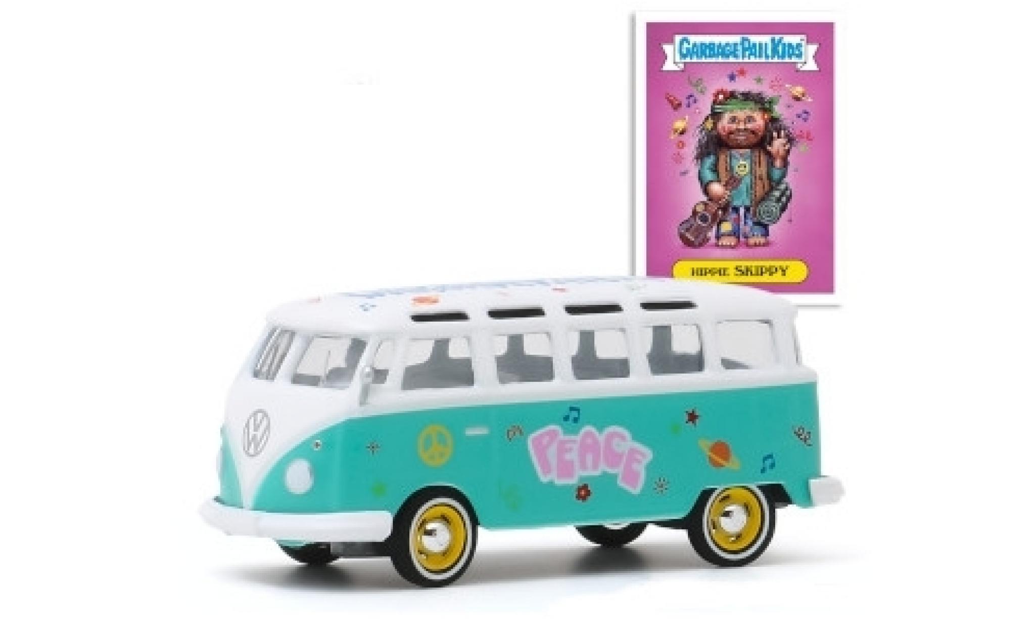 Volkswagen T1 1/64 Greenlight Samba türkis/bianco GarbagePailKids Hippie Skippy modellino in miniatura