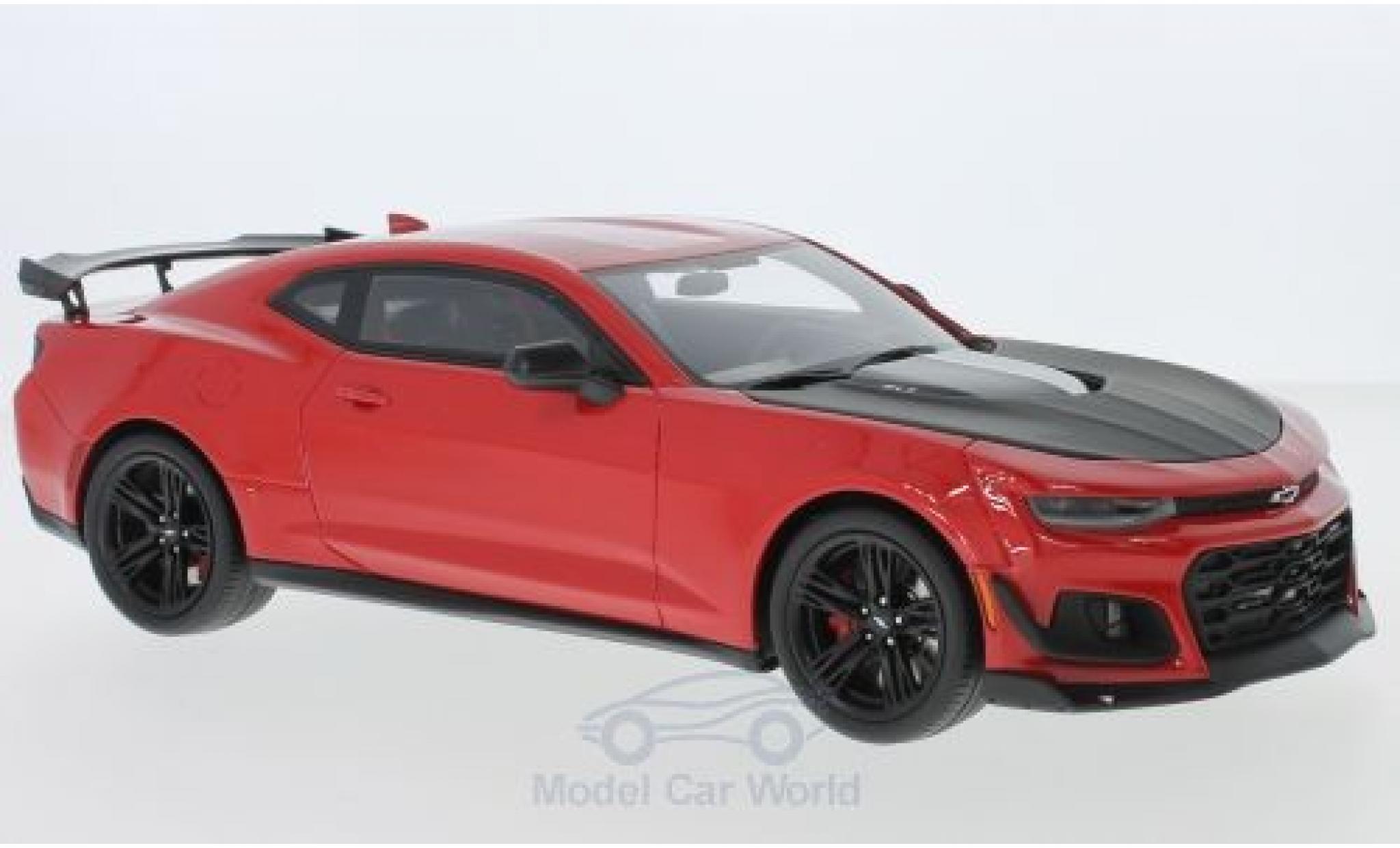 Chevrolet Camaro ZL1 1/18 GT Spirit ZL1 1LE rosso/nero 2017 modellino in miniatura
