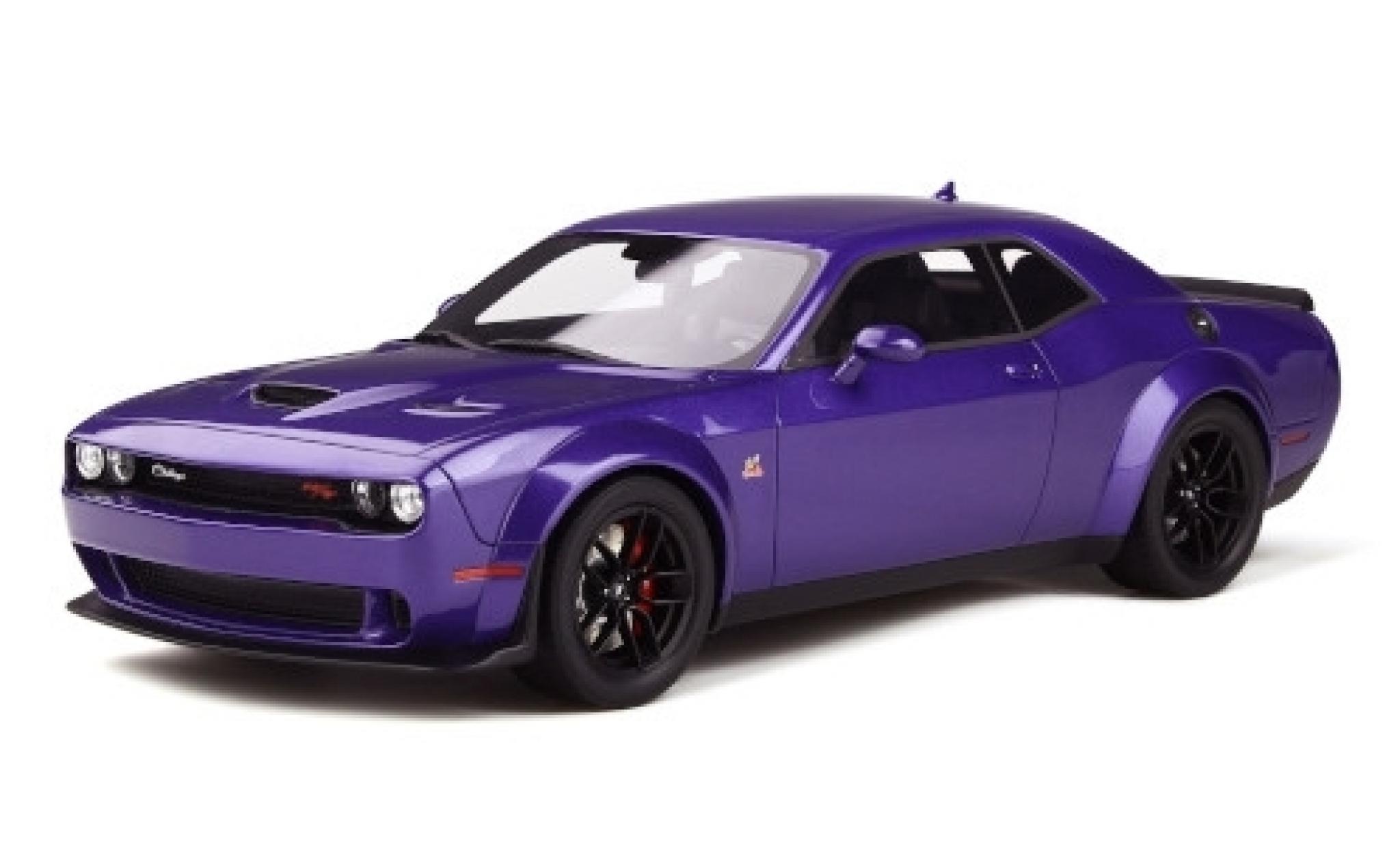 Dodge Challenger 1/18 GT Spirit R/T Scat Pack Widebody metallico lila modellino in miniatura