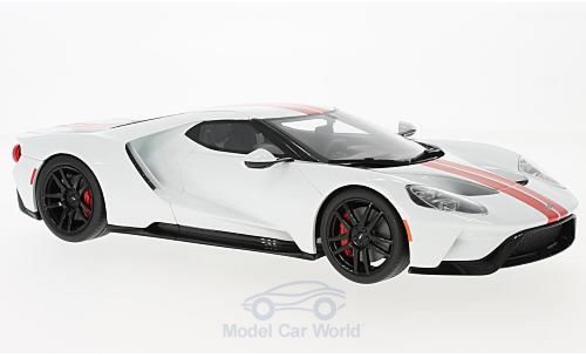 Ford GT 1/18 GT Spirit bianco/rosso 2017 modellino in miniatura