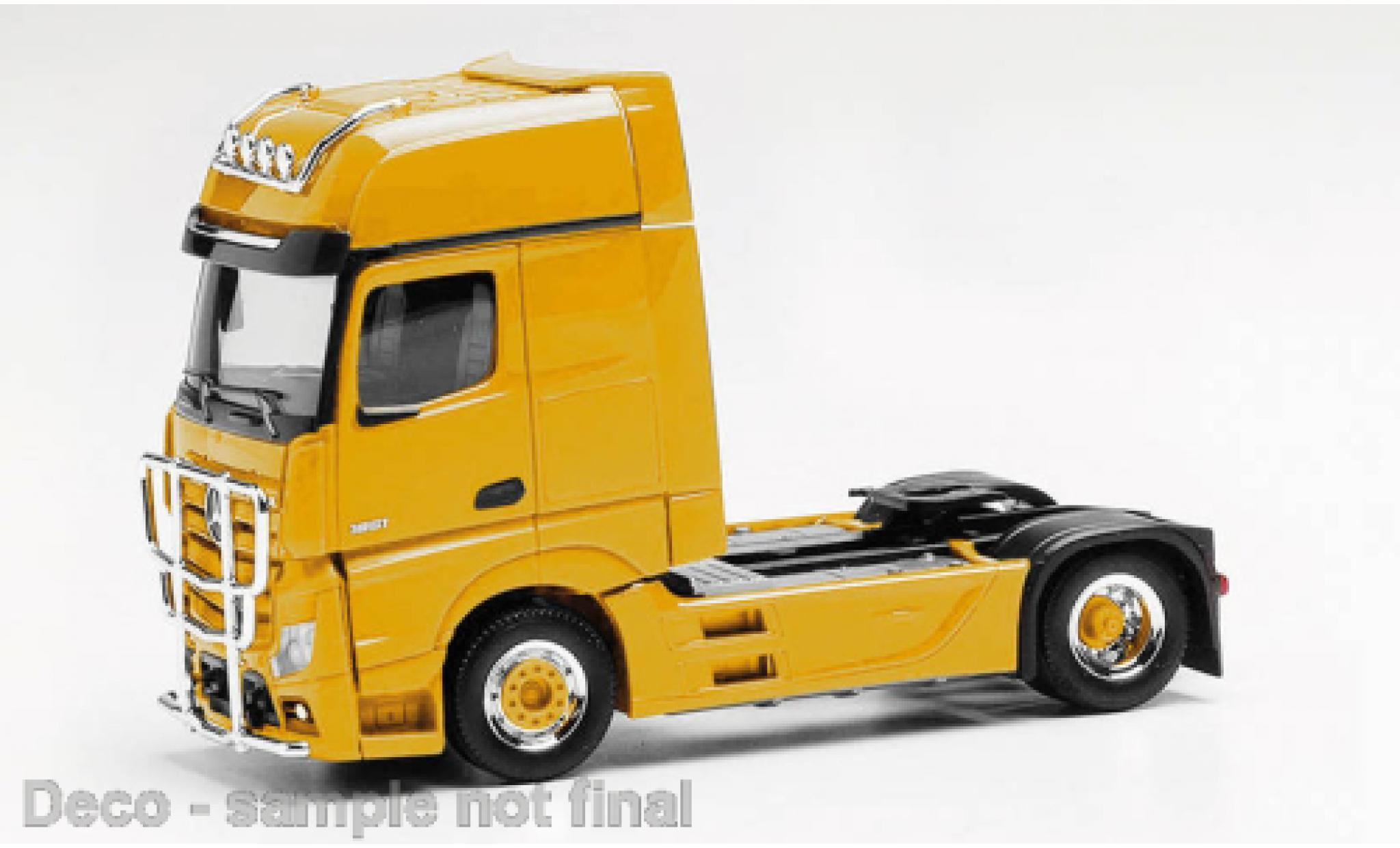 Mercedes Actros 1/87 Herpa Gigaspace giallo modellino in miniatura