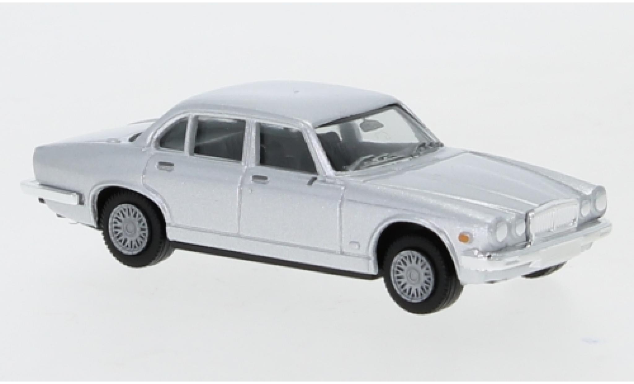 Jaguar XJ 1/87 Herpa 6 grigio modellino in miniatura