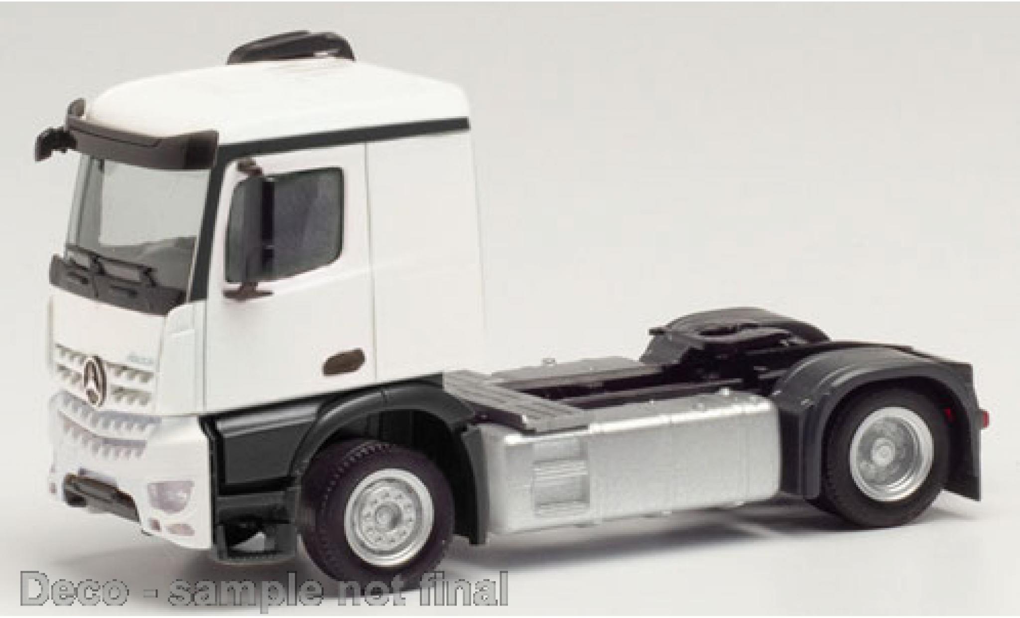 Mercedes CLA 1/87 Herpa Arocs Classic bianco modellino in miniatura