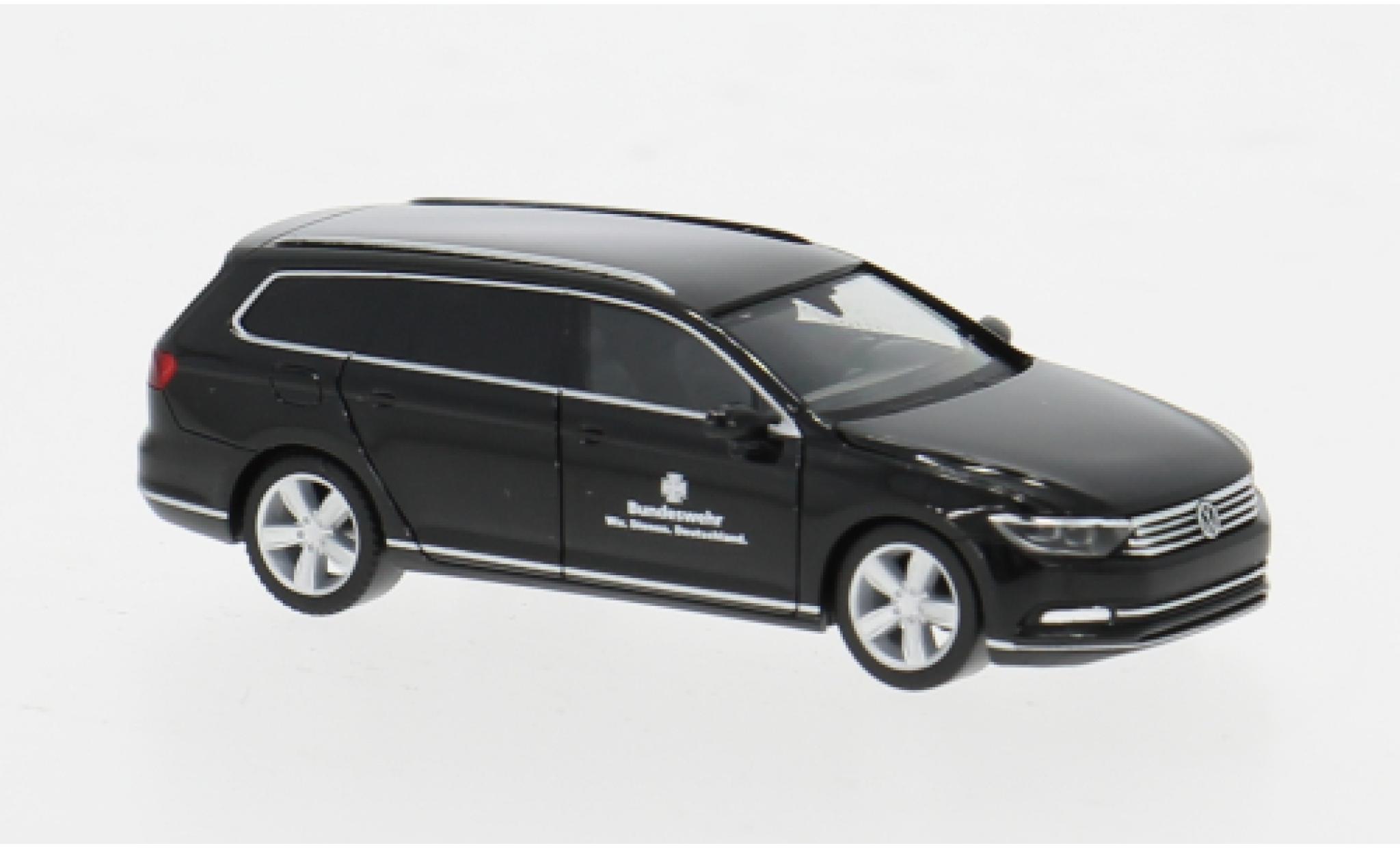 Volkswagen Passat 1/87 Herpa Military Variant Bundeswehr 1:87 modellino in miniatura