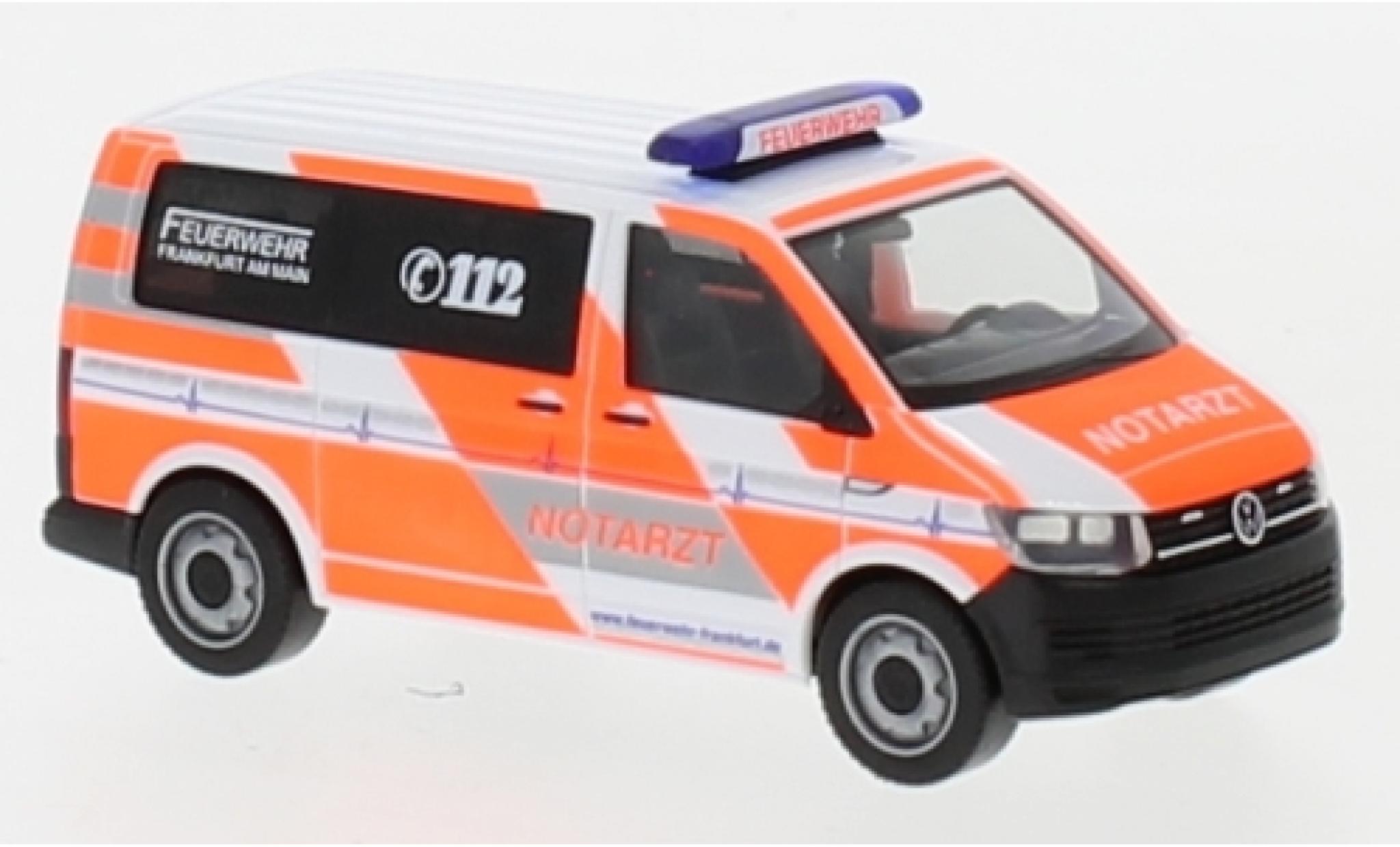 Volkswagen T6 1/87 Herpa Notarzt Feuerwehr Frankfurt / Main modellino in miniatura