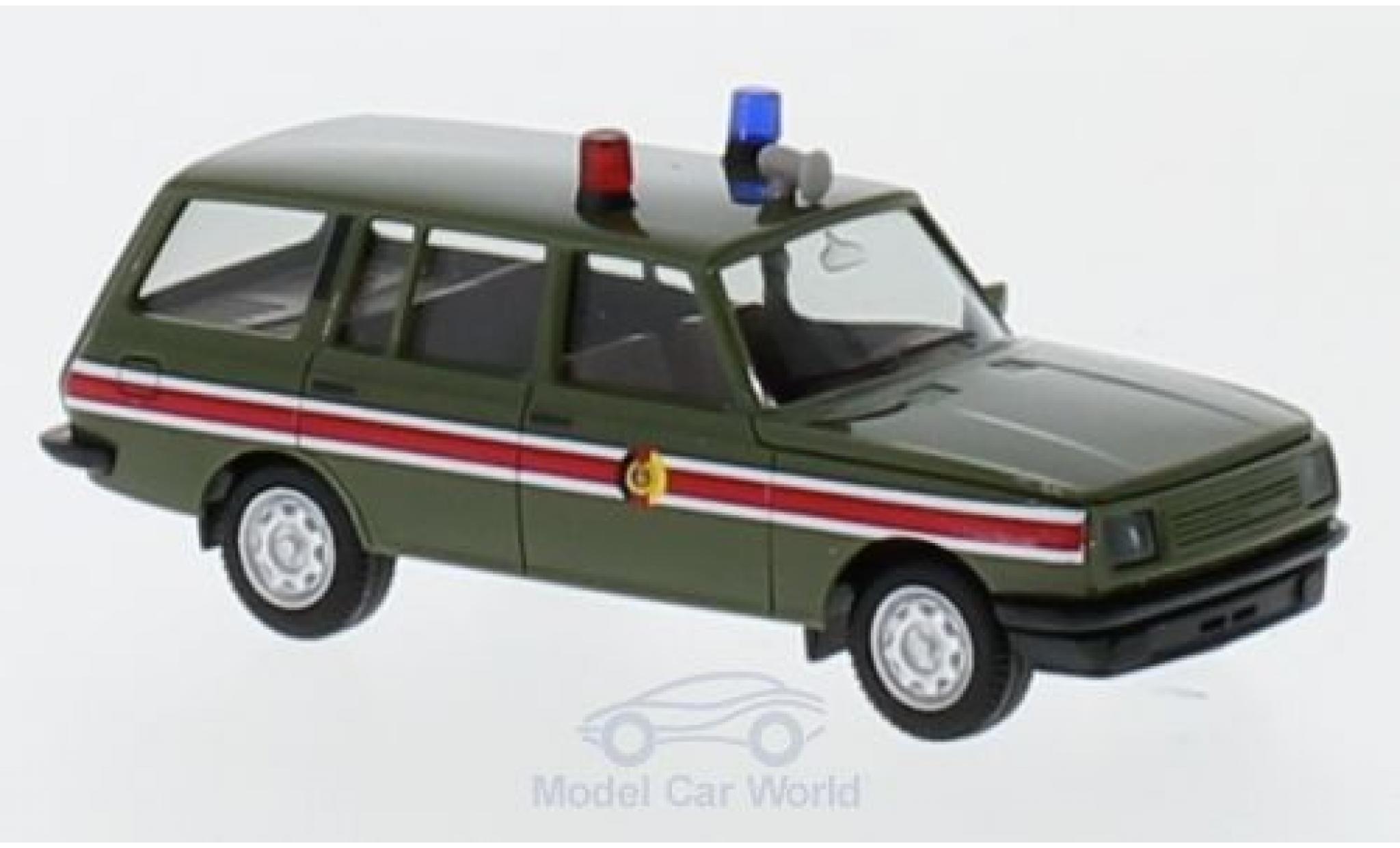 Wartburg 353 1/87 Herpa Tourist NVA 1985 modellino in miniatura