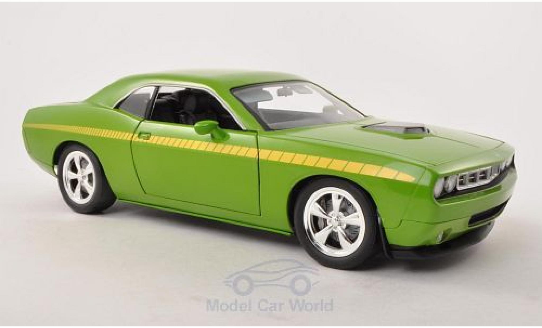 Plymouth Cuda Concept 1/18 Highway 61 Concept Car verde/giallo modellino in miniatura