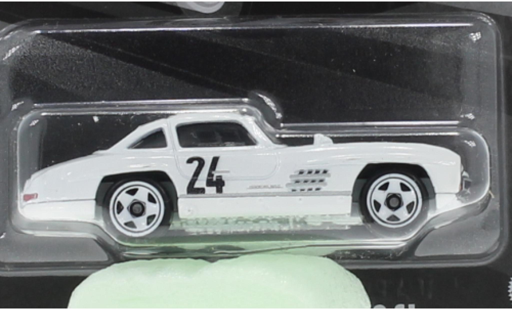 Mercedes 300 1/64 Hot Wheels SL (W198) bianco modellino in miniatura