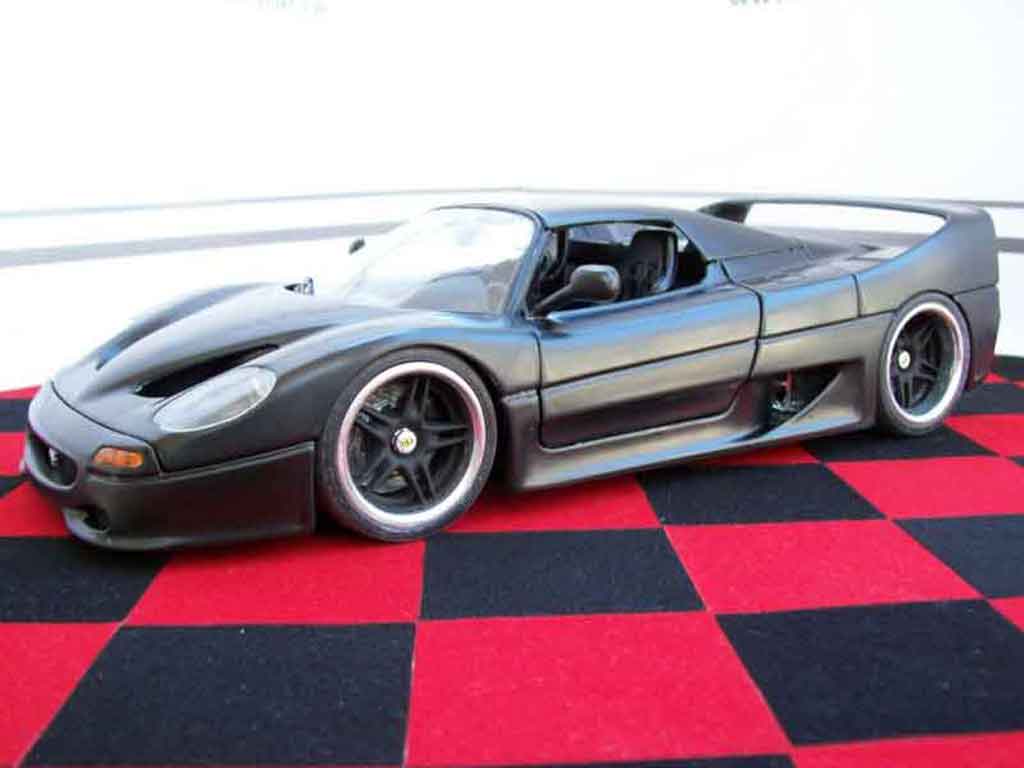 Ferrari F50 1/18 Burago rosso nero modellino in miniatura