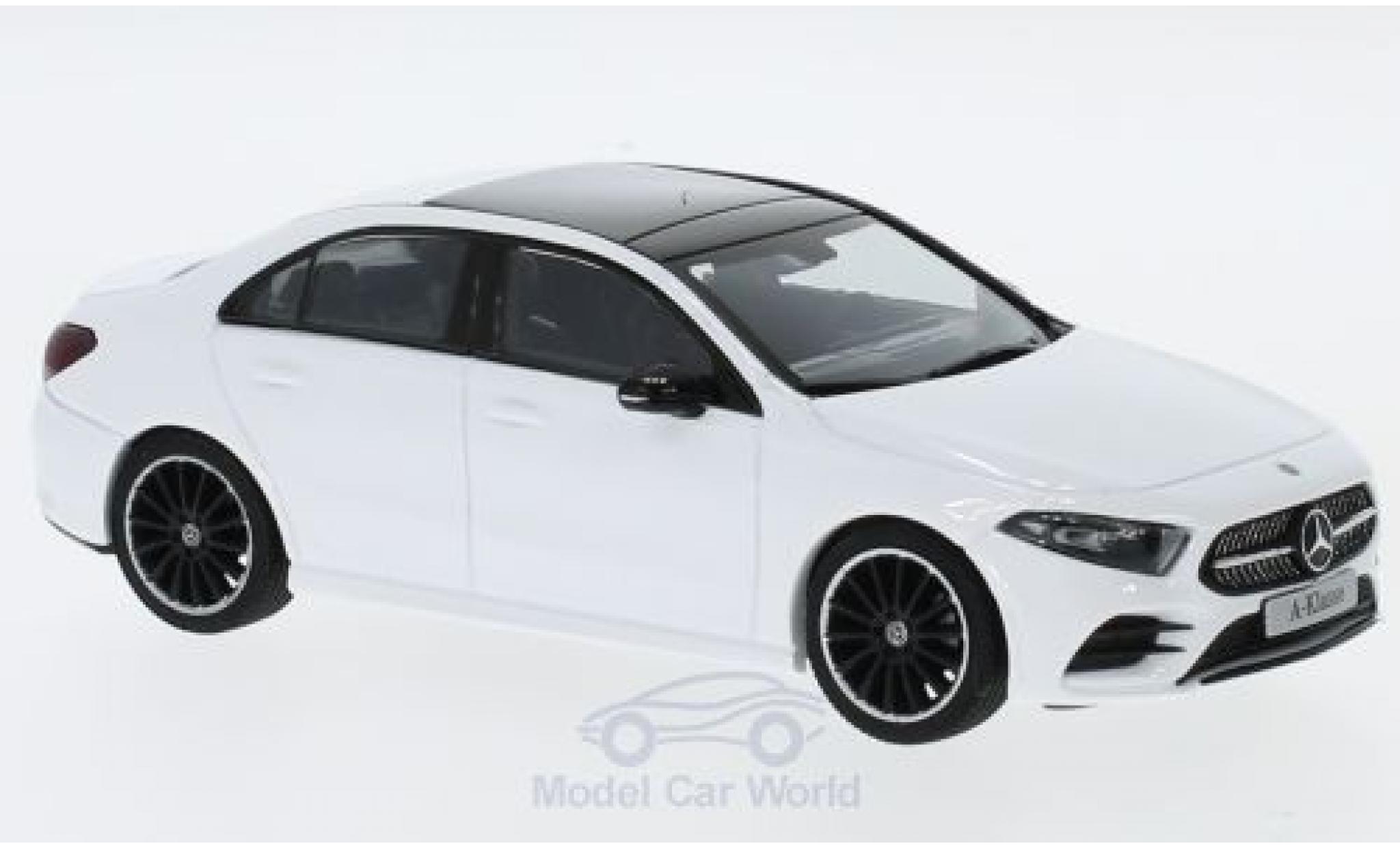 Mercedes Classe A 1/43 Herpa Limousine (V177) bianco modellino in miniatura