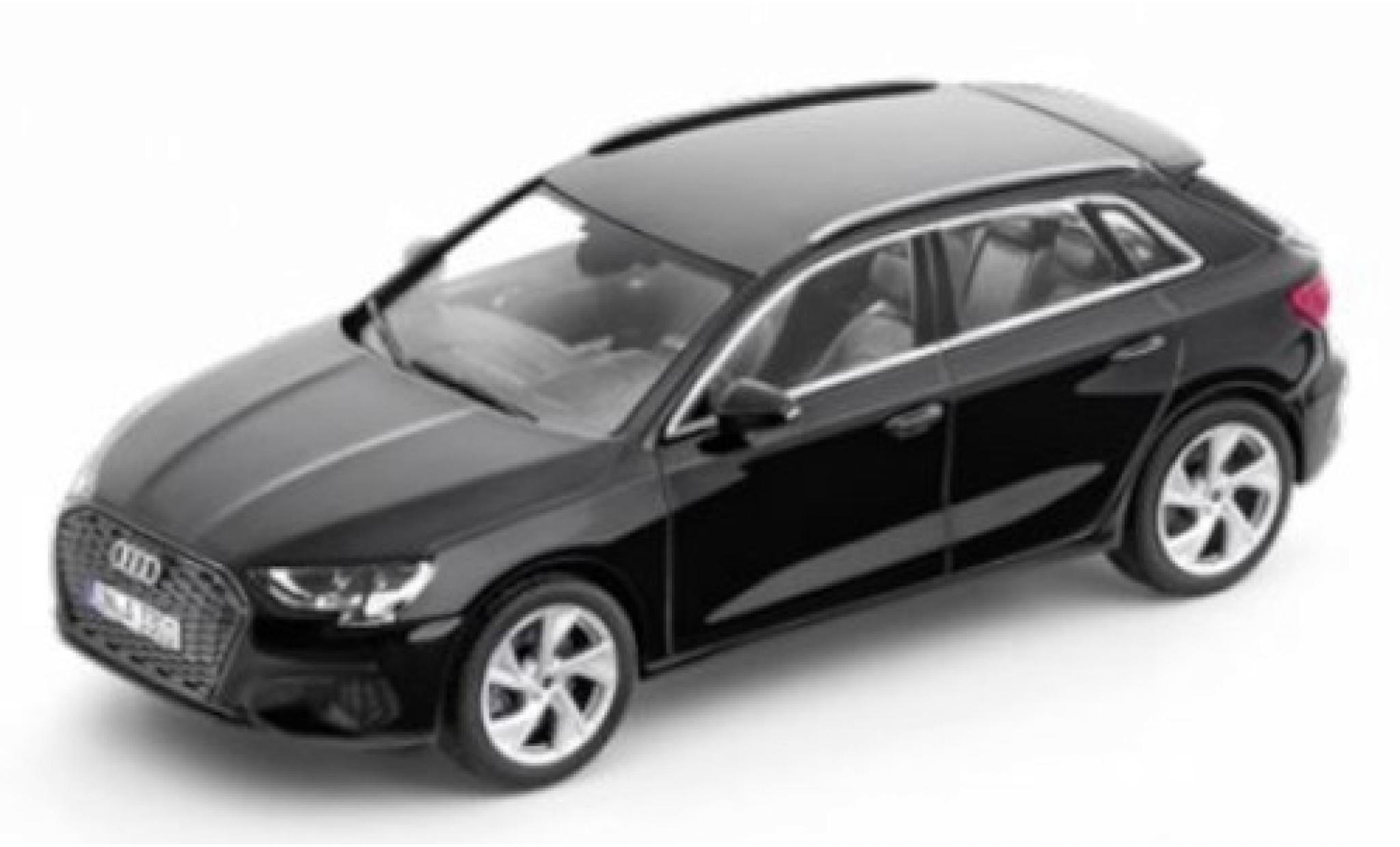 Audi A3 1/43 iScale Sportback (8Y) nero 2020 modellino in miniatura