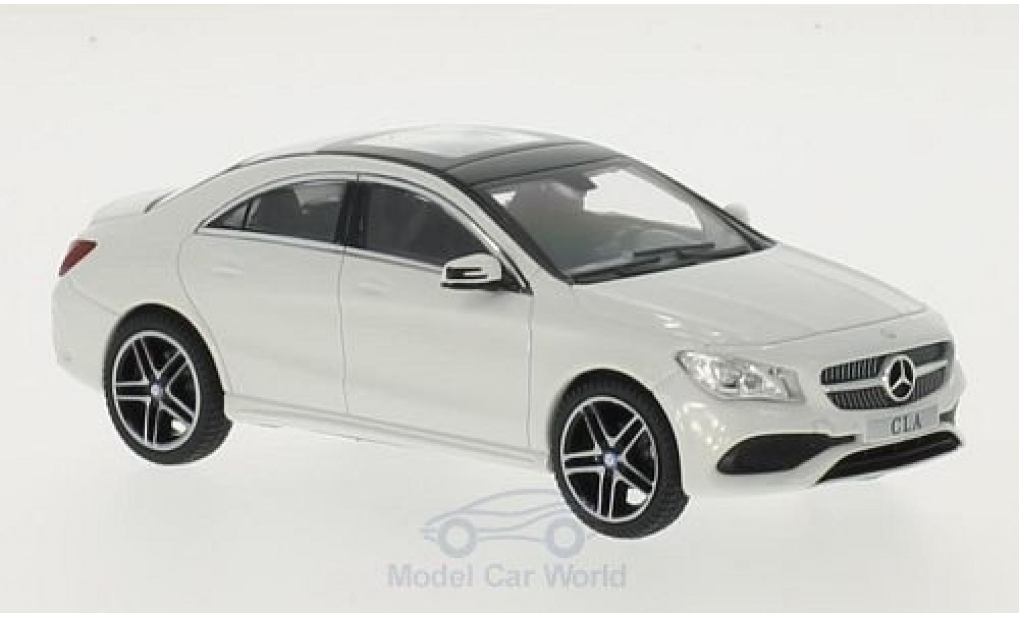 Mercedes CLA 1/43 iScale (C117) bianco modellino in miniatura