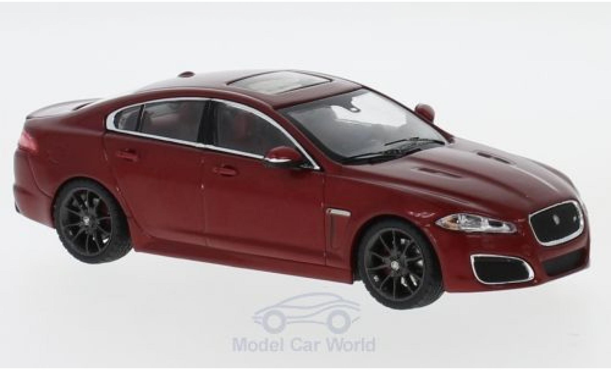 Jaguar XF R 1/43 IXO R metallico rosso modellino in miniatura