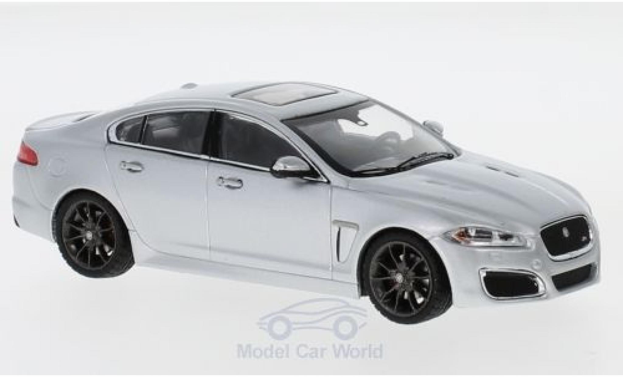 Jaguar XF R 1/43 IXO R grigio modellino in miniatura