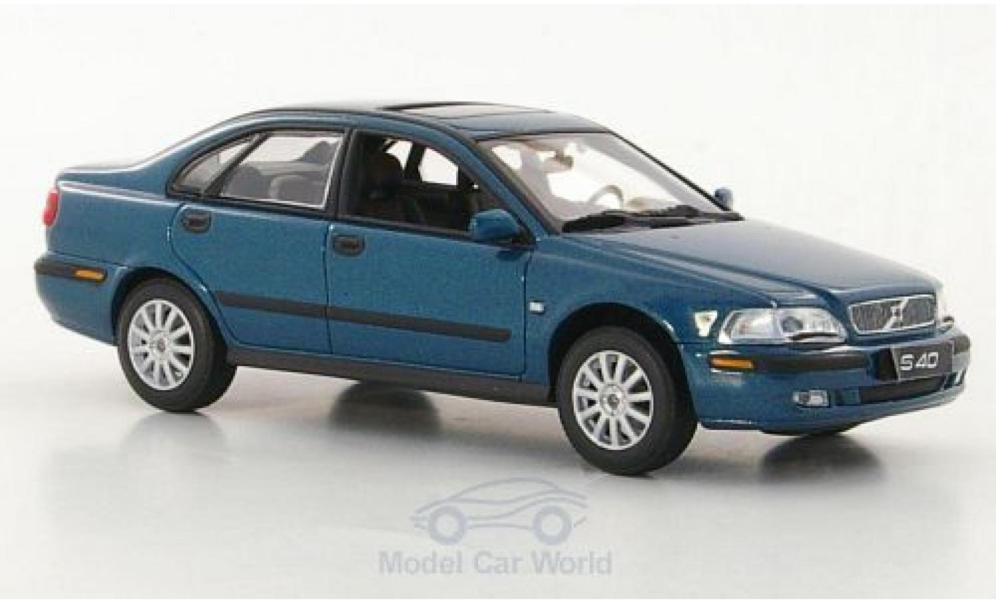 Volvo S40 1/43 Minichamps metallico verde modellino in miniatura
