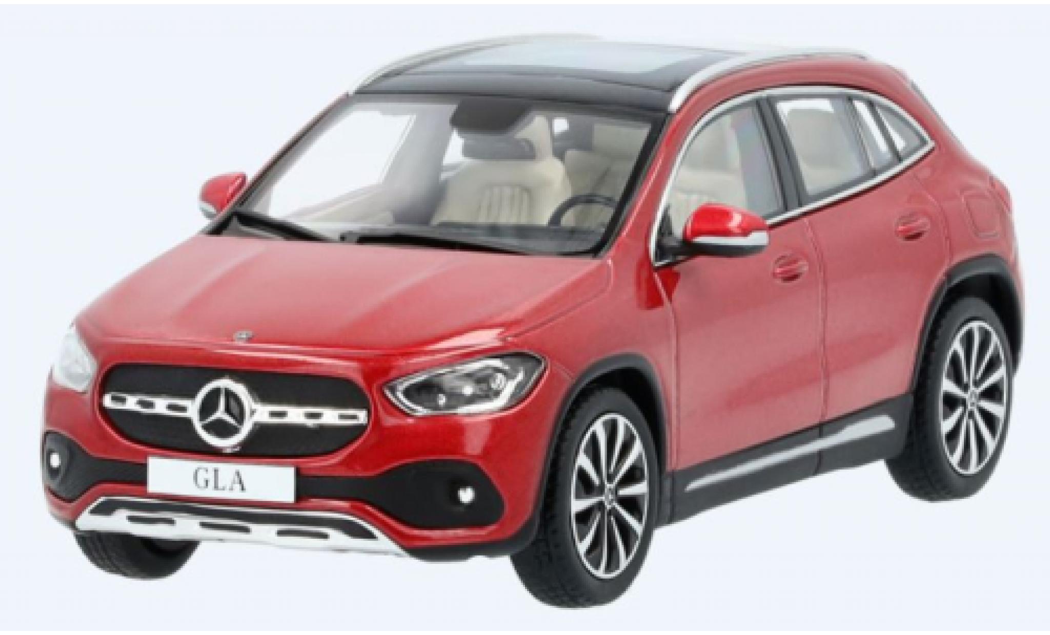 Mercedes Classe GLA 1/43 Spark GLA (H247) rosso modellino in miniatura