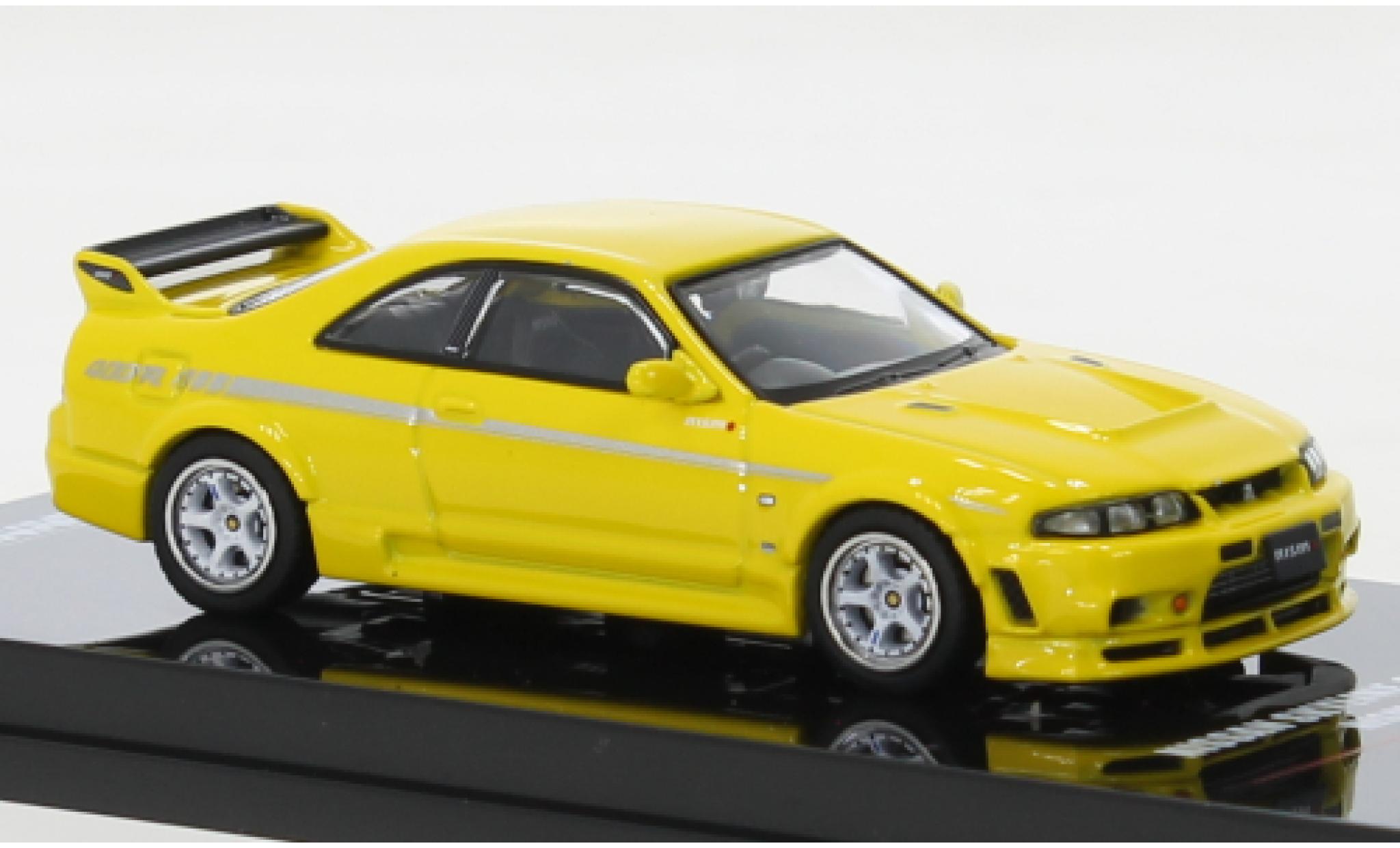 Nissan Skyline 1/64 INNO64 GT-R (R33) Nismo 400 R giallo RHD modellino in miniatura